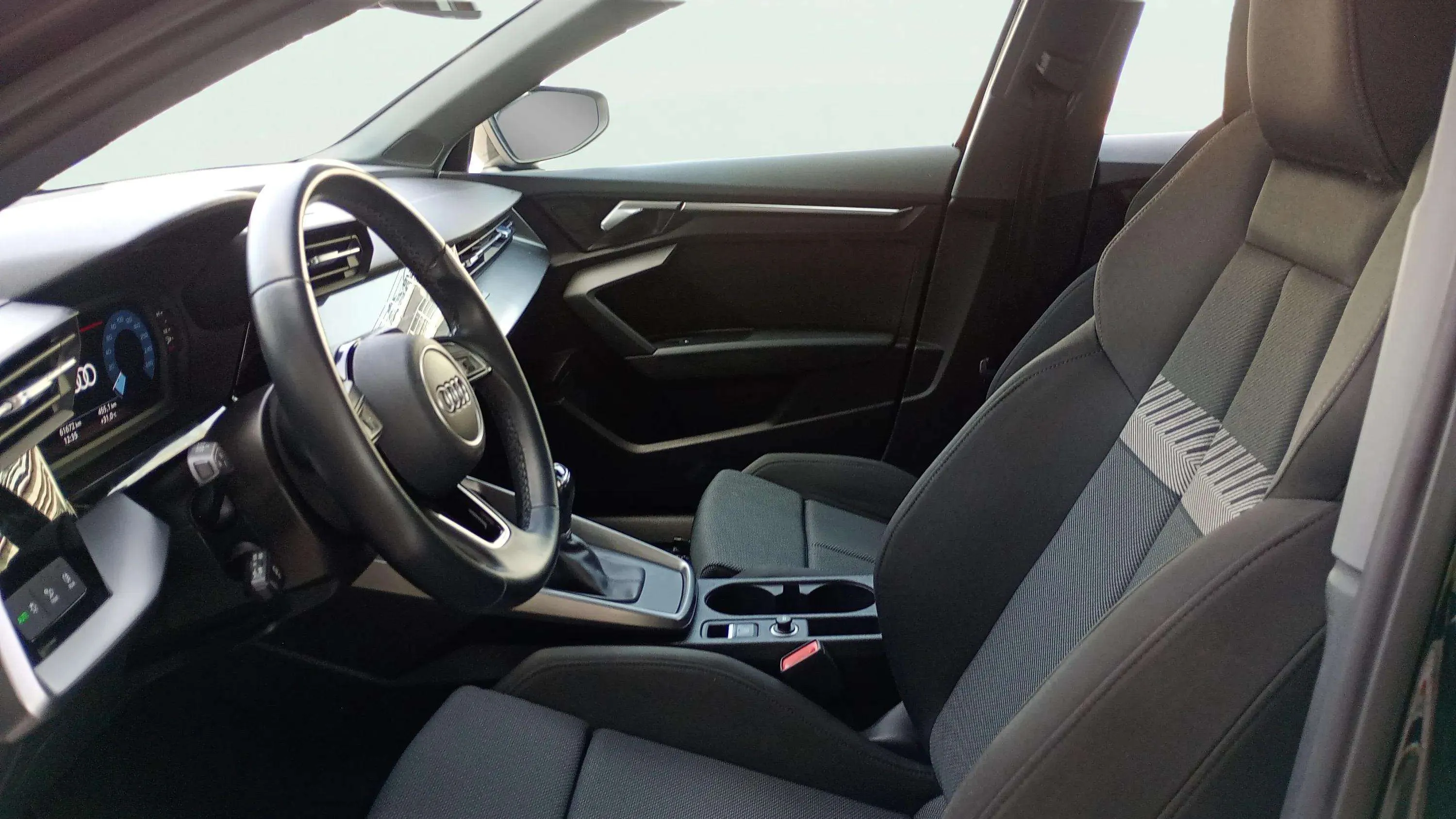 Audi A3 Sportback Advanced 35 TFSI - foto 10