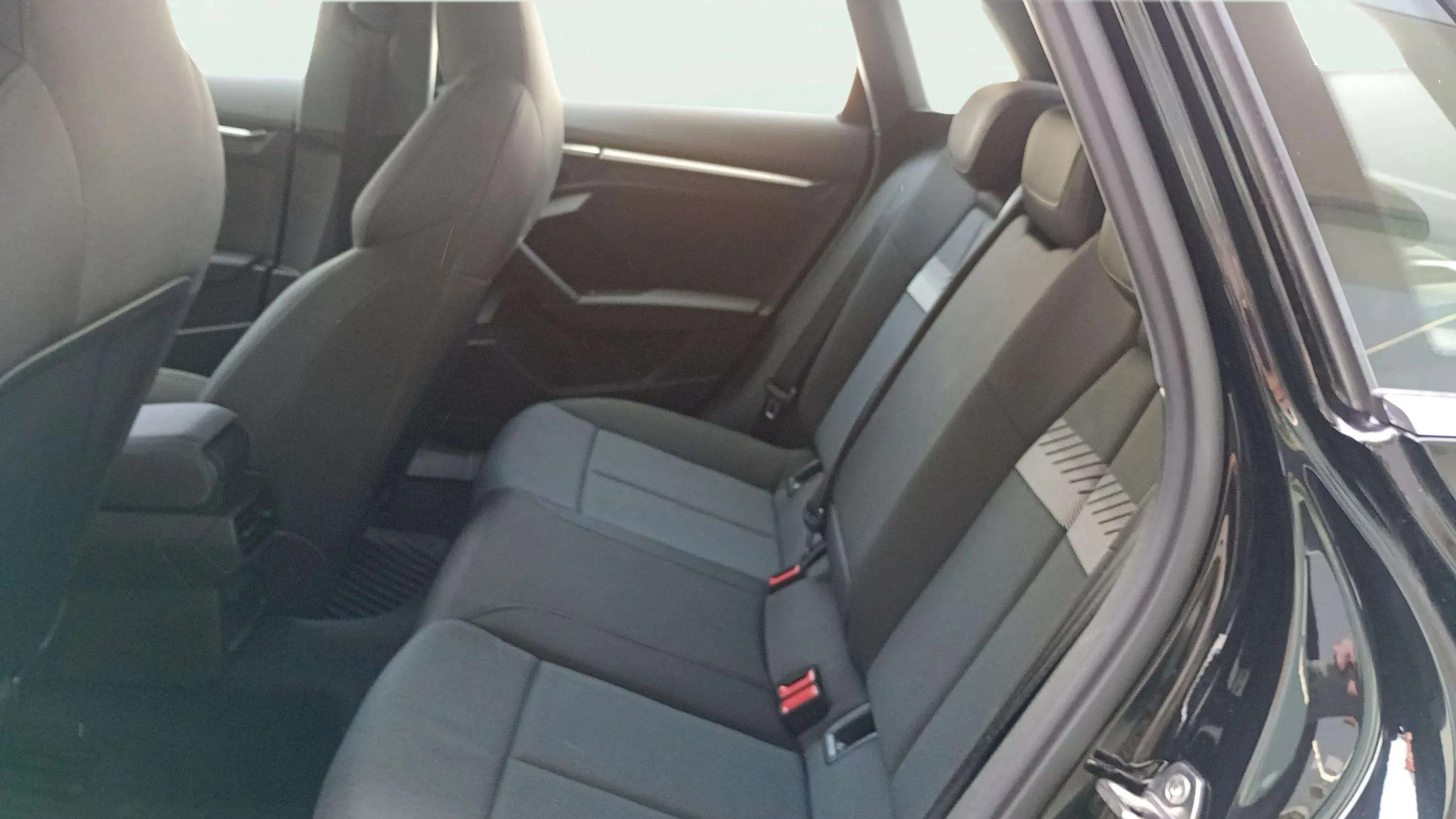 Audi A3 Sportback Advanced 35 TFSI - foto 11