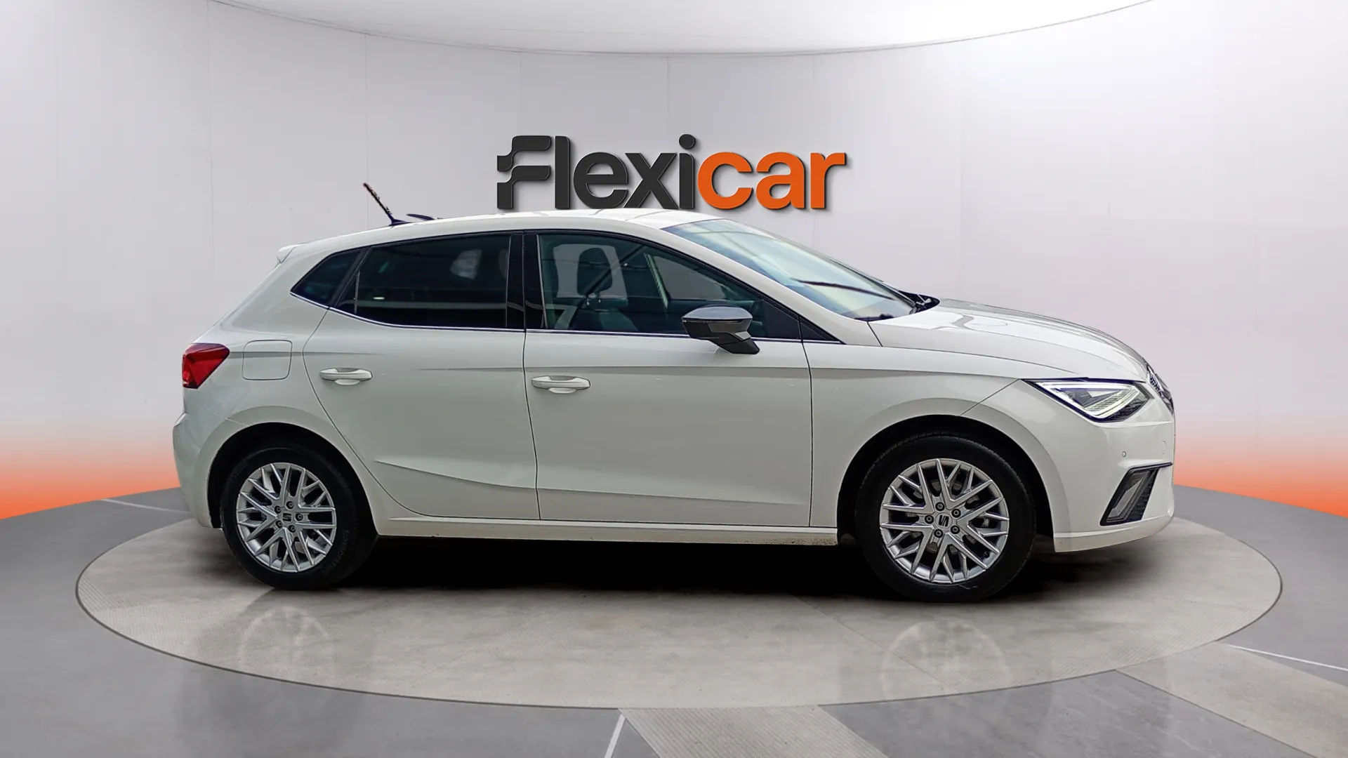 SEAT Ibiza 1.0 TSI Xcellence - foto 5