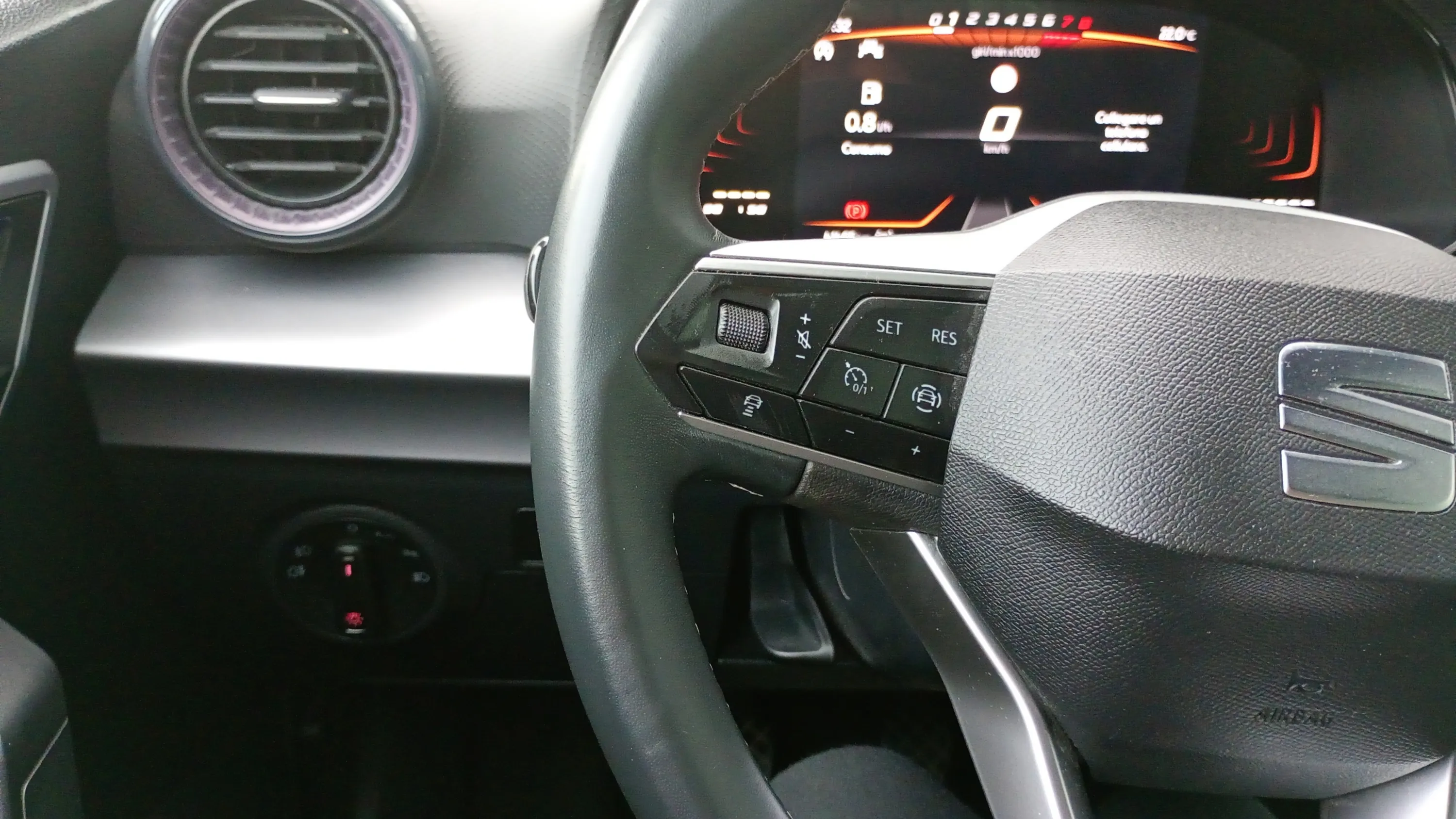 SEAT Ibiza 1.0 TSI Xcellence - foto 12