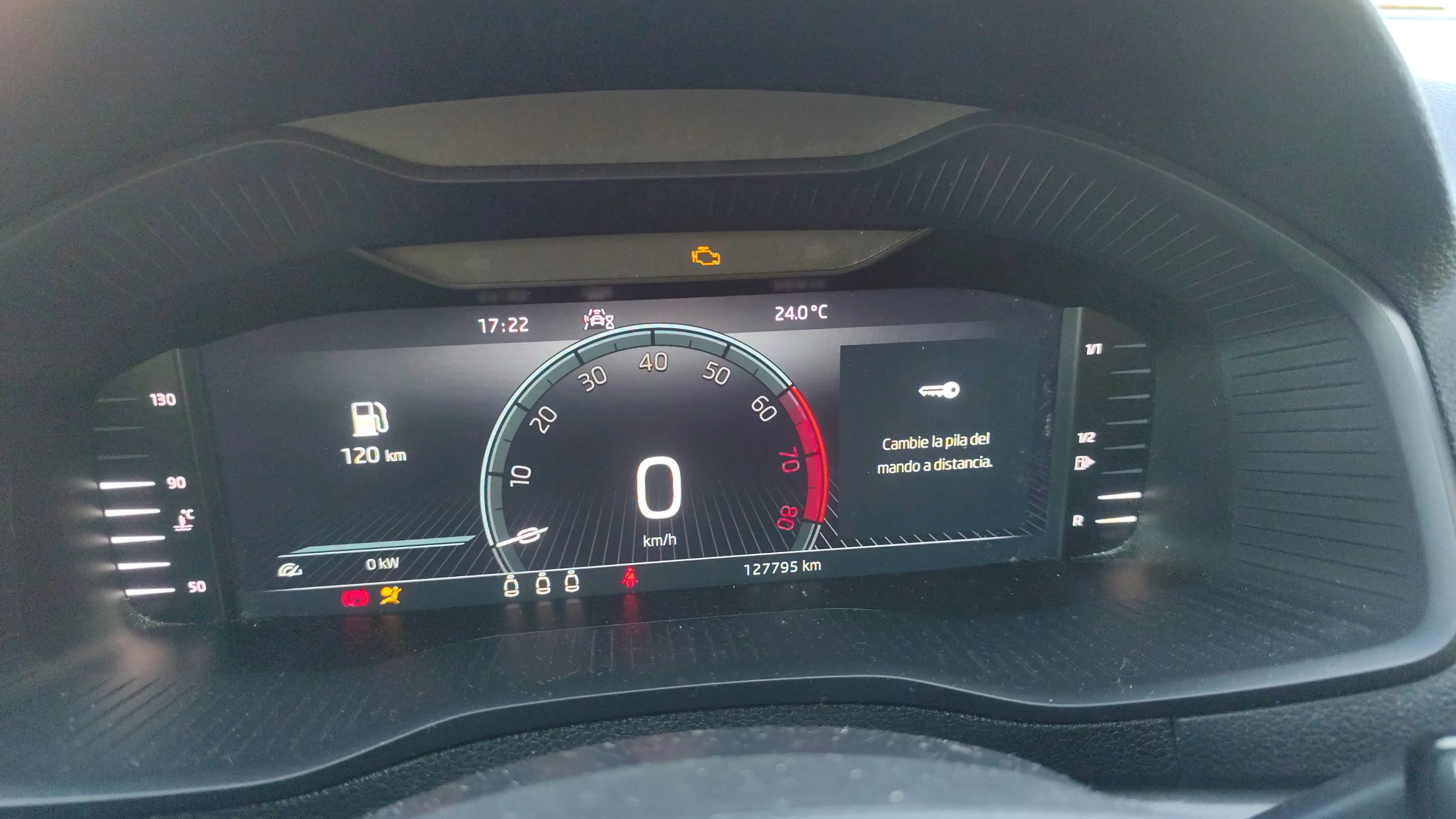 Škoda Karoq 1.5 TSI ACT Ambition - foto 9