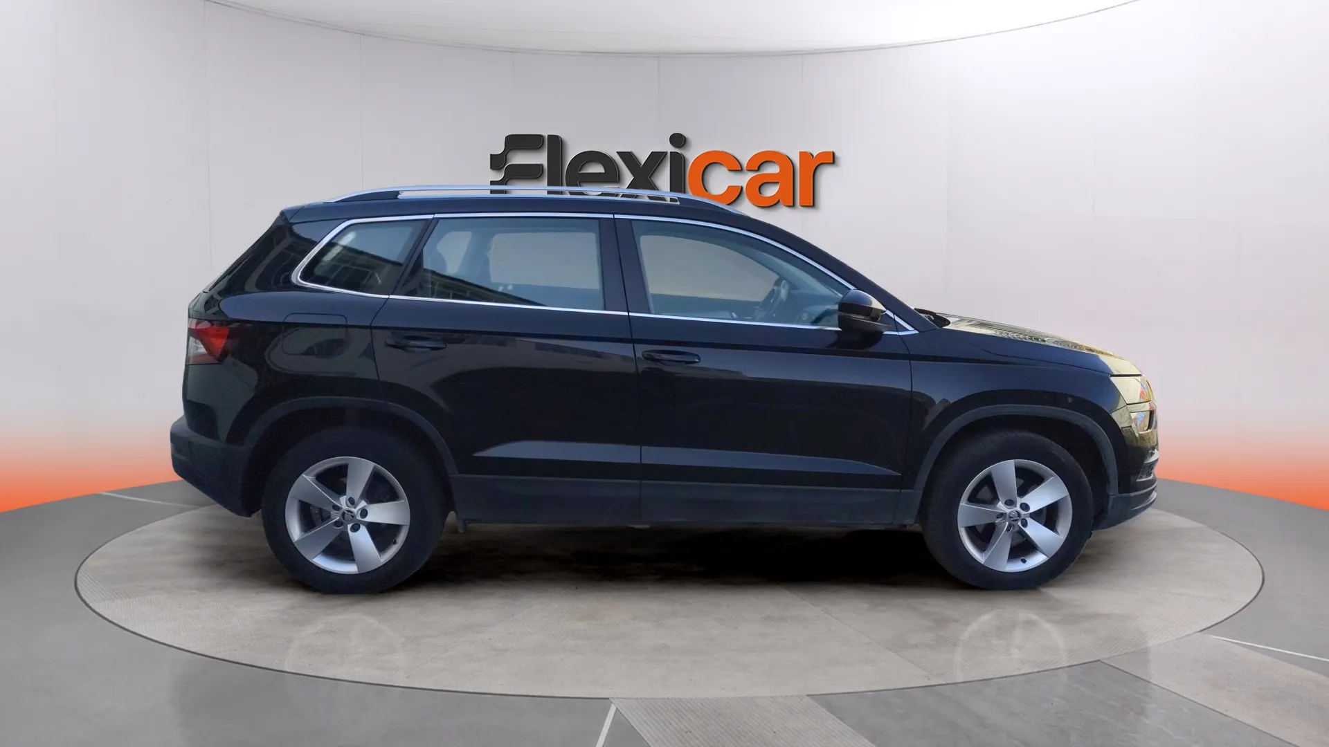 Škoda Karoq 1.5 TSI ACT Ambition - foto 8