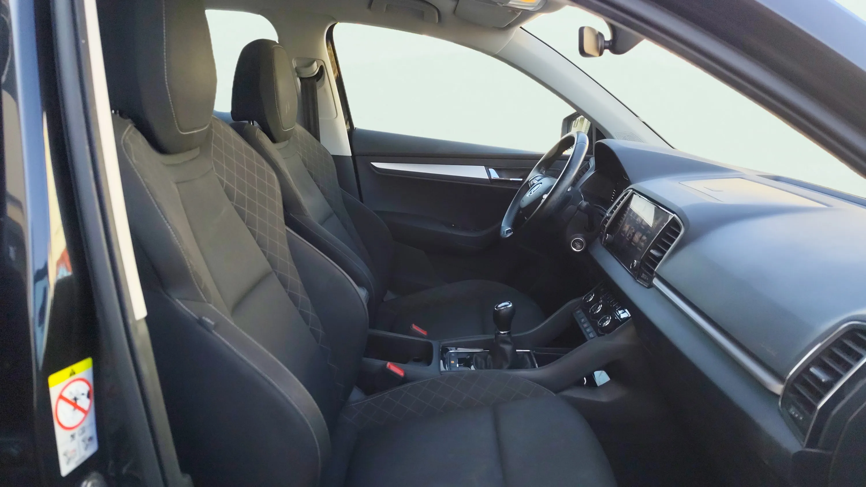 Škoda Karoq 1.5 TSI ACT Ambition - foto 22