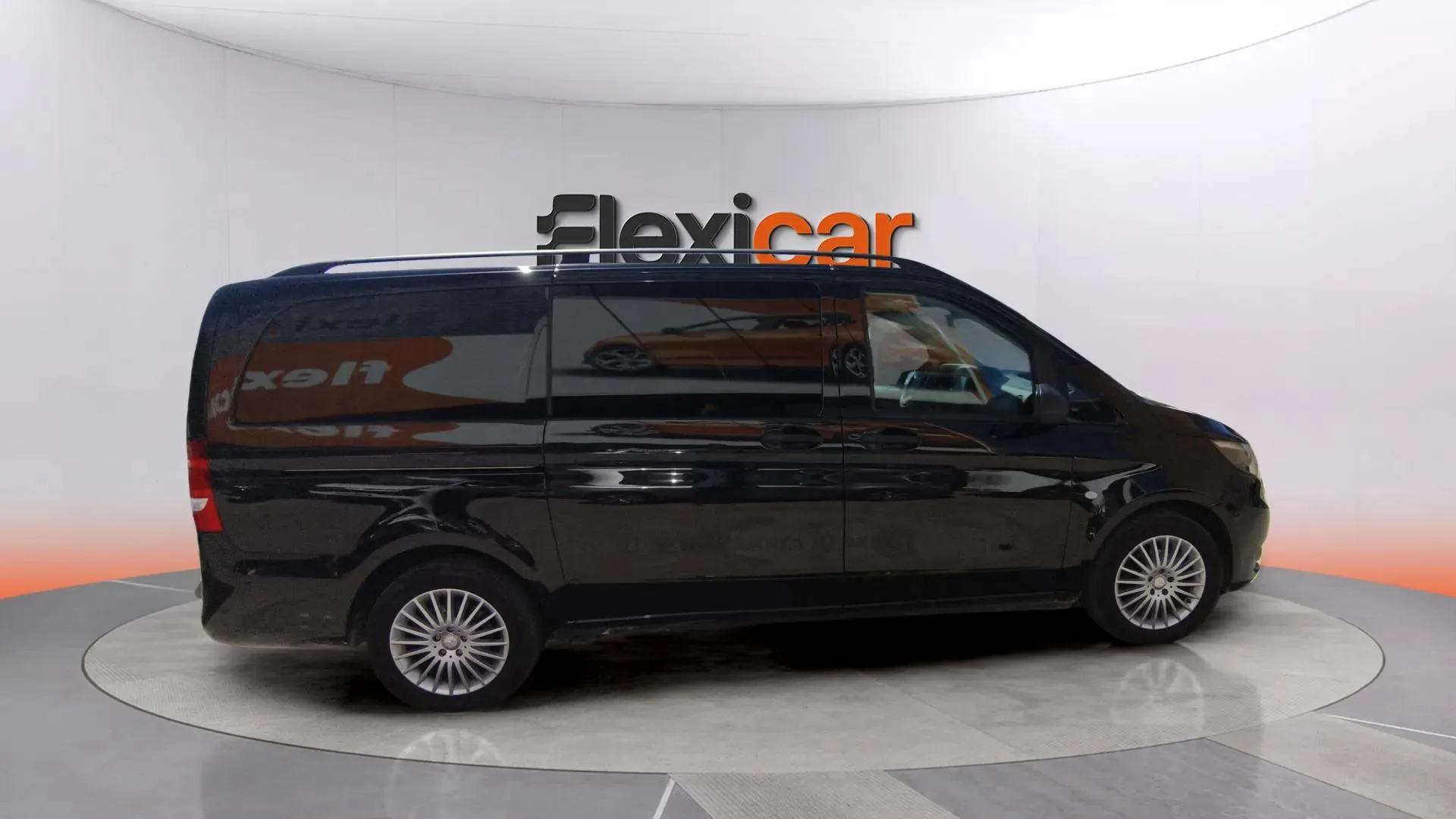 Mercedes-Benz Vito 116 CDI Tourer Pro Compacta - foto 6