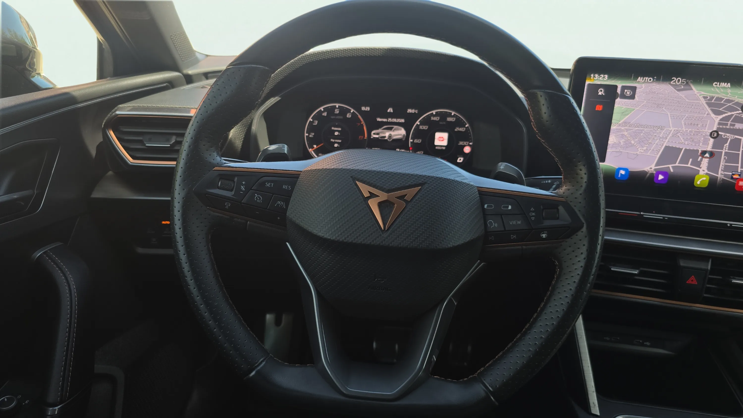 Cupra León 1.5 eTSI DSG - foto 11