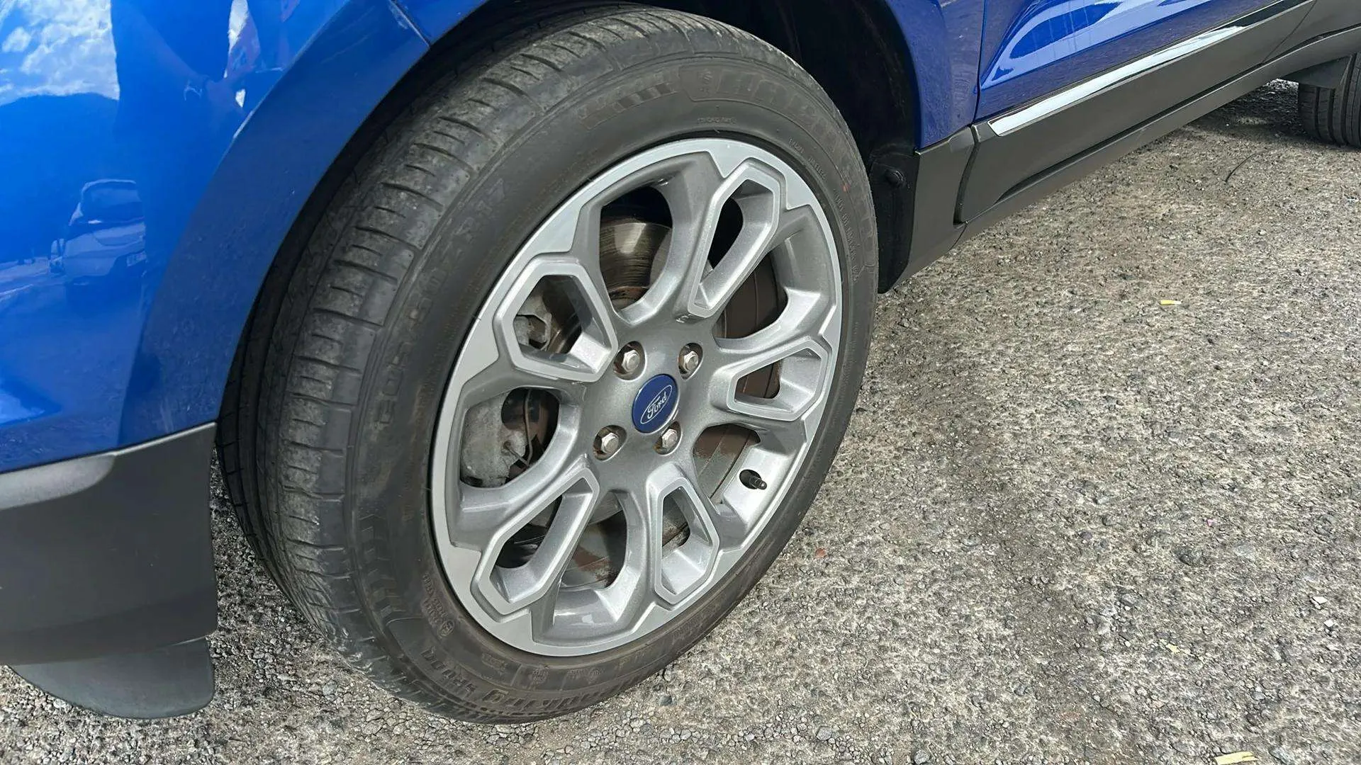 Ford EcoSport 1.0T EcoBoost Titanium - foto 17