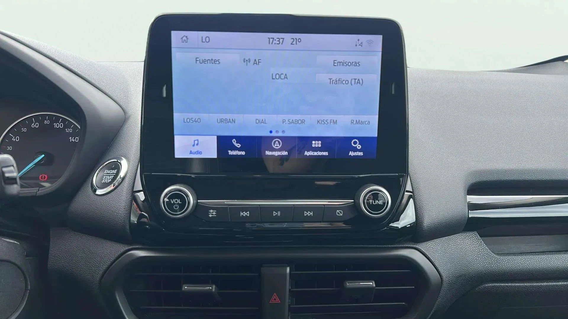 Ford EcoSport 1.0T EcoBoost Titanium - foto 8
