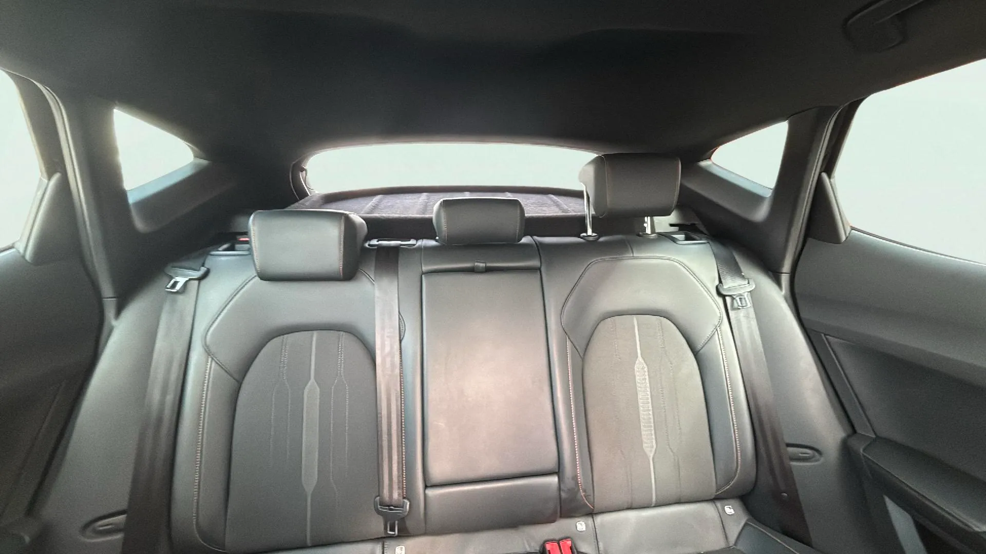 Cupra Formentor 1.5 TSI DSG - foto 11