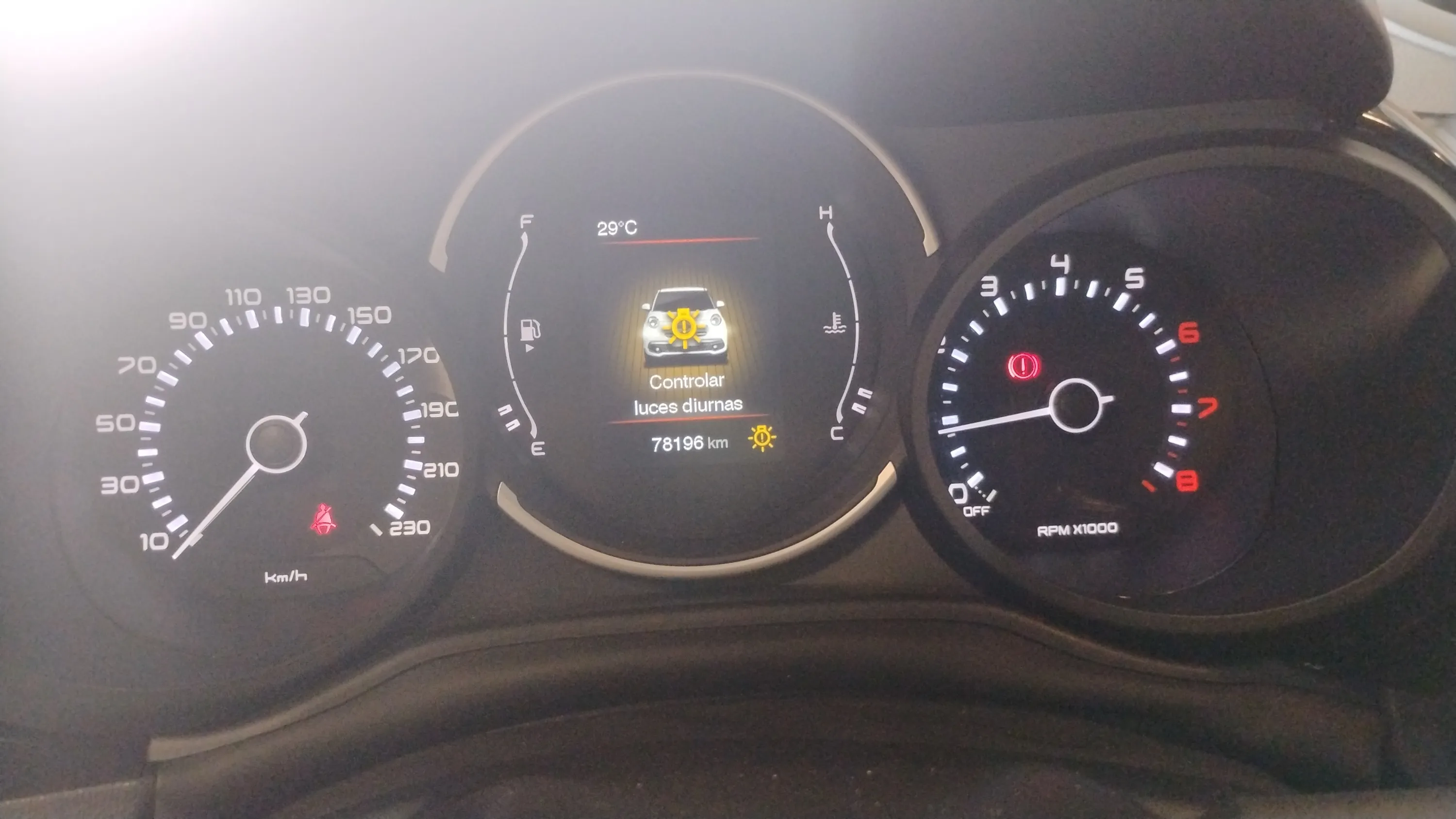 Fiat 500L 1.4 16v Lounge - foto 8
