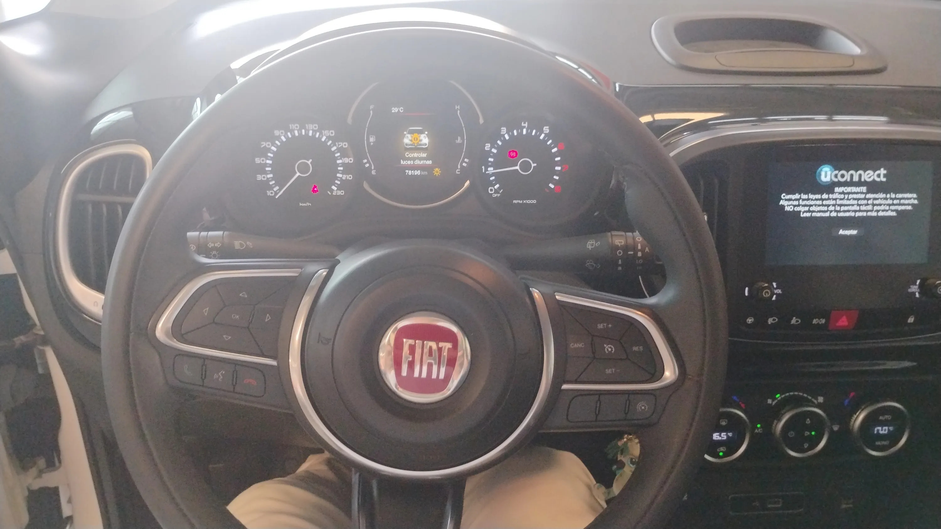 Fiat 500L 1.4 16v Lounge - foto 7