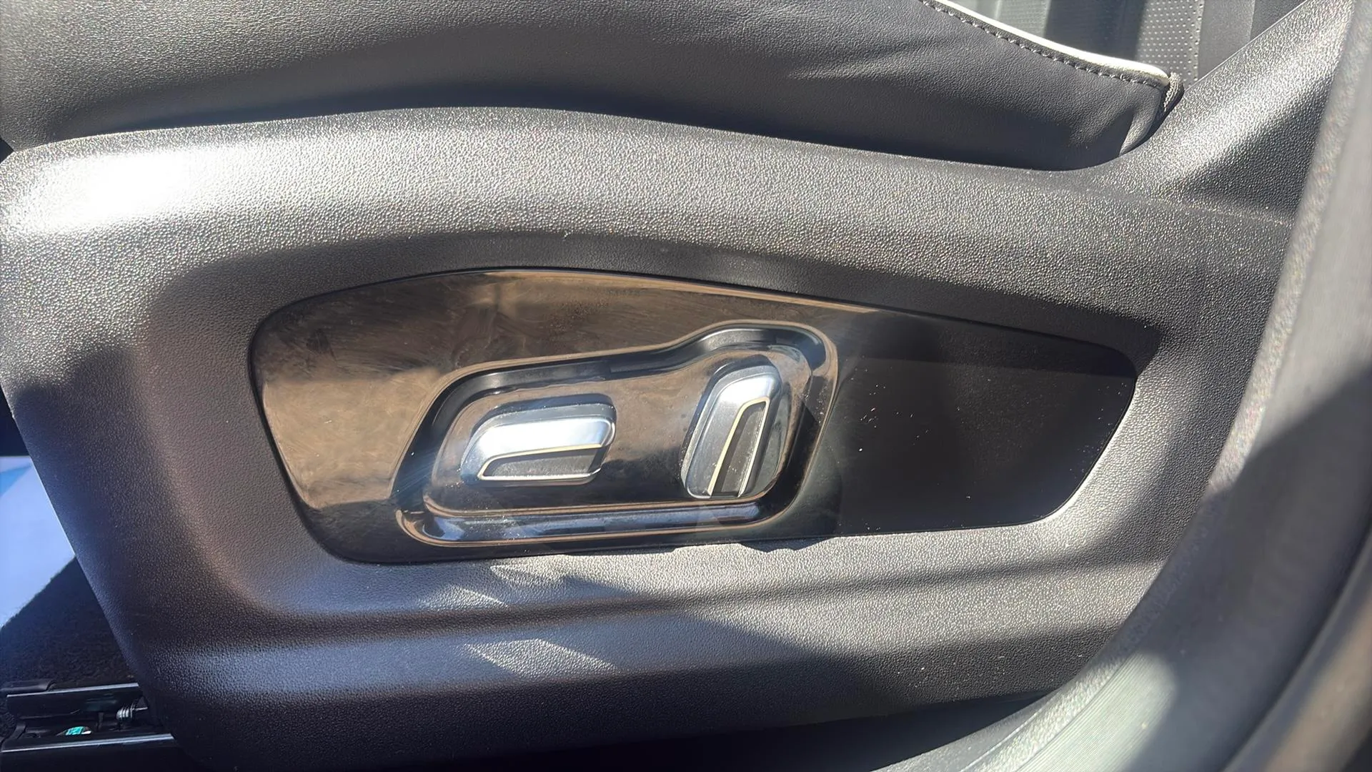 Omoda 5 Comfort 1.6 T-GDi - foto 25