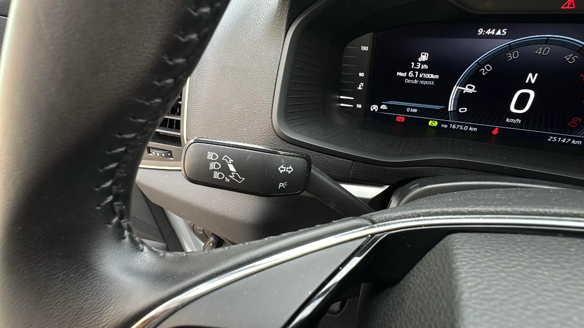 Škoda Karoq 2.0 TDI DSG 4x4 Ambition - foto 15