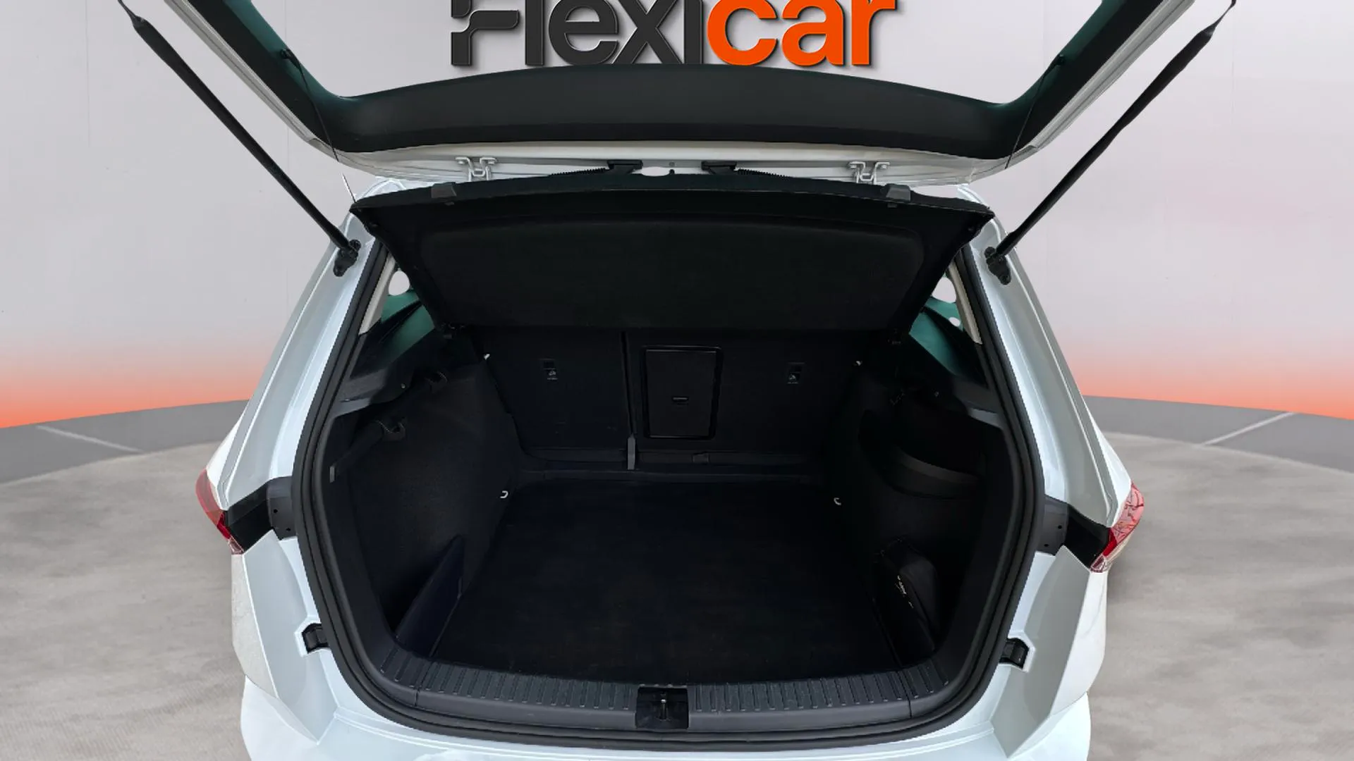 Škoda Karoq 2.0 TDI DSG 4x4 Ambition - foto 9