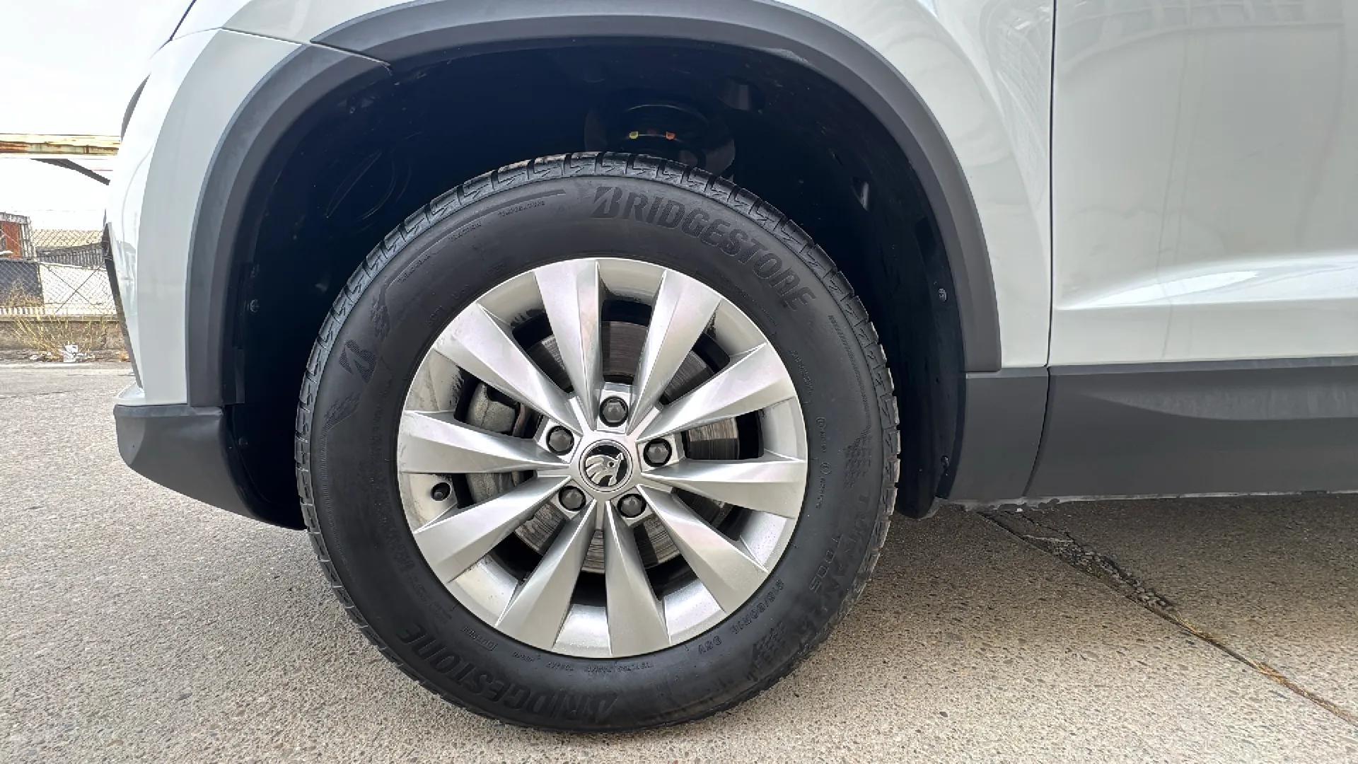 Škoda Karoq 2.0 TDI DSG 4x4 Ambition - foto 27