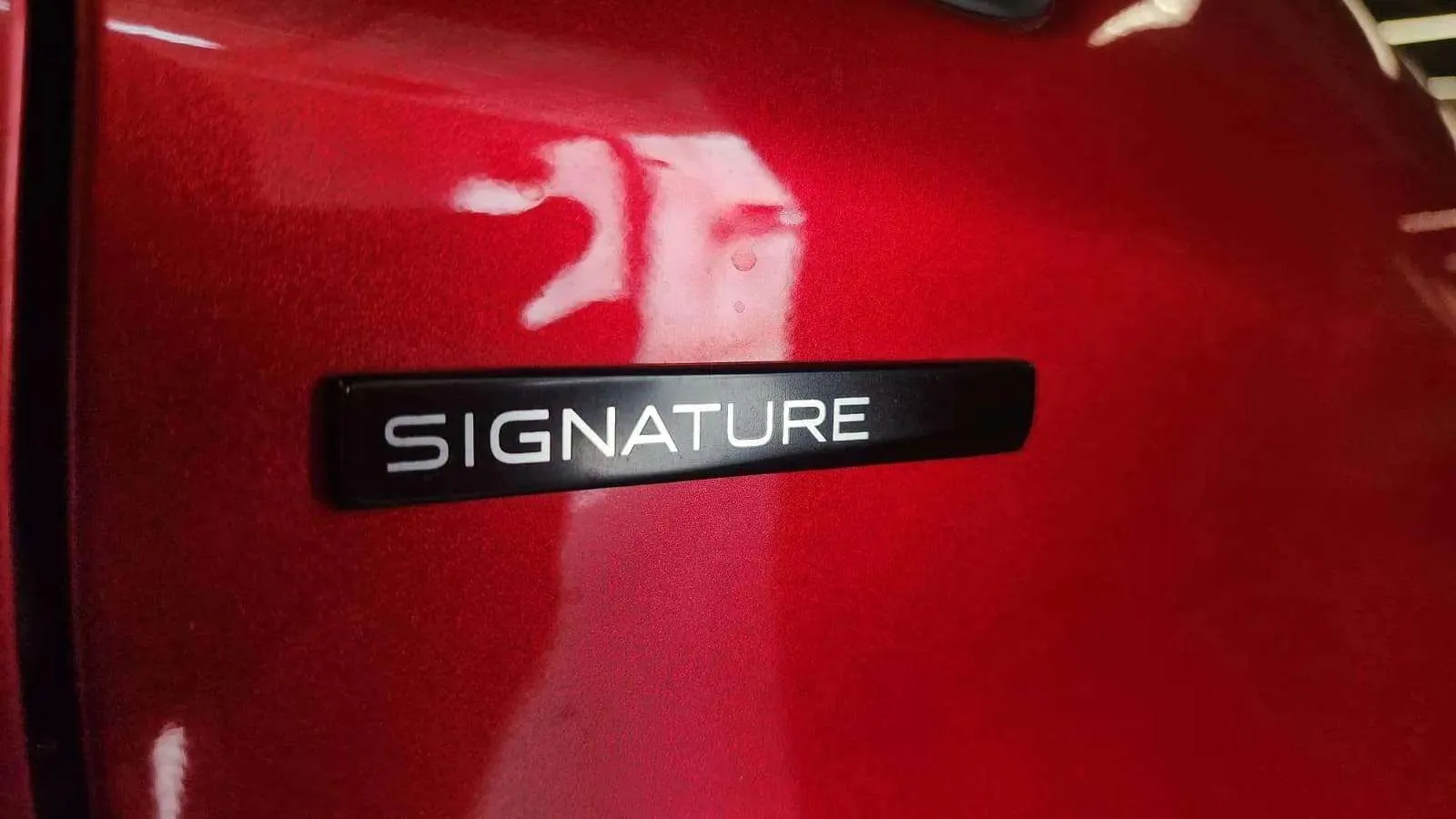 Peugeot 208 Signature PureTech EAT6 - foto 21