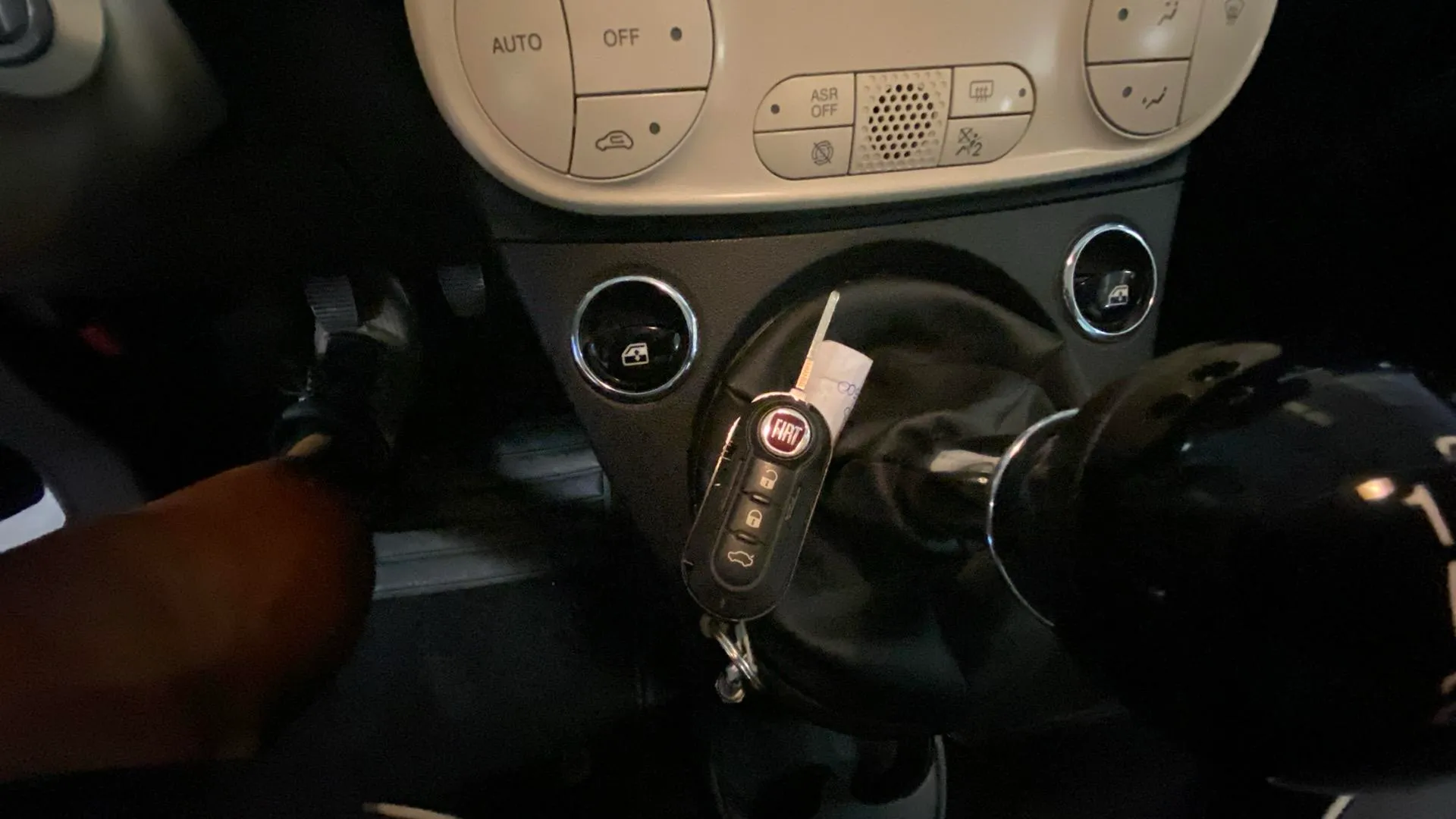 Fiat 500 Connect 1.0 Hybrid - foto 16