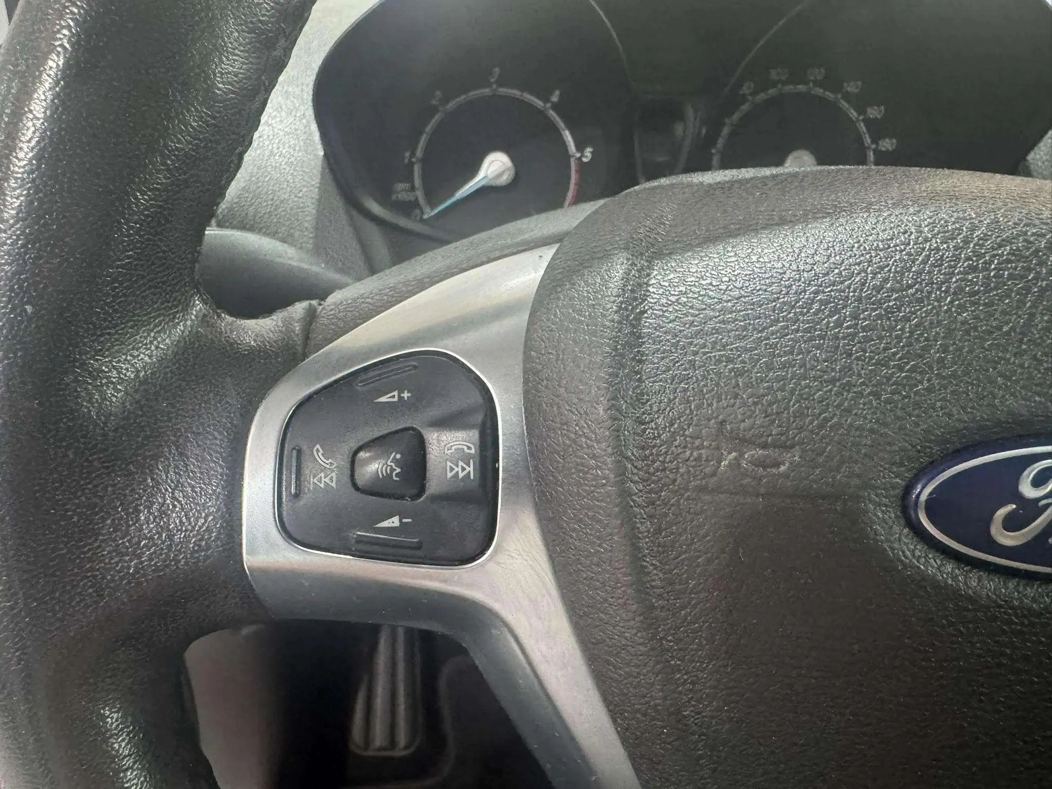 Ford Tourneo Courier 1.5 TDCi Ambiente - foto 12