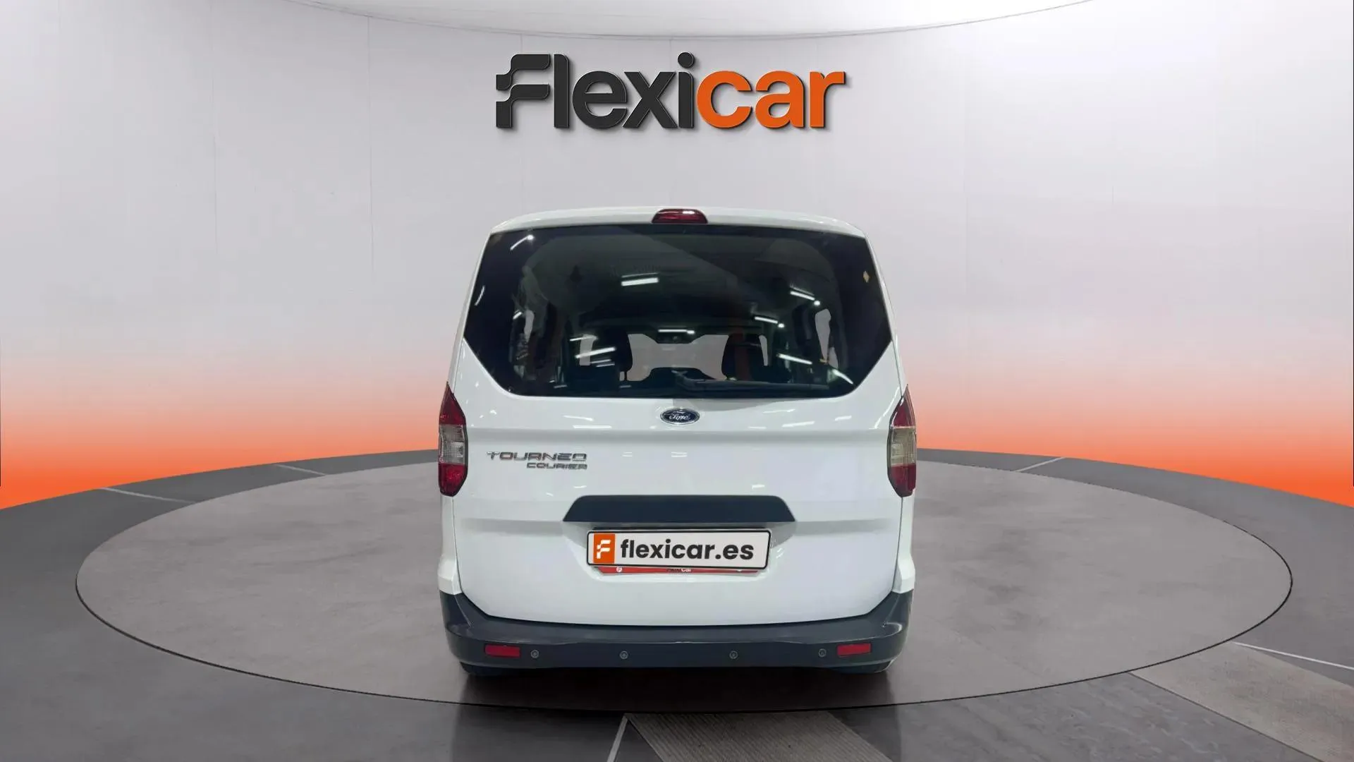 Ford Tourneo Courier 1.5 TDCi Ambiente - foto 6