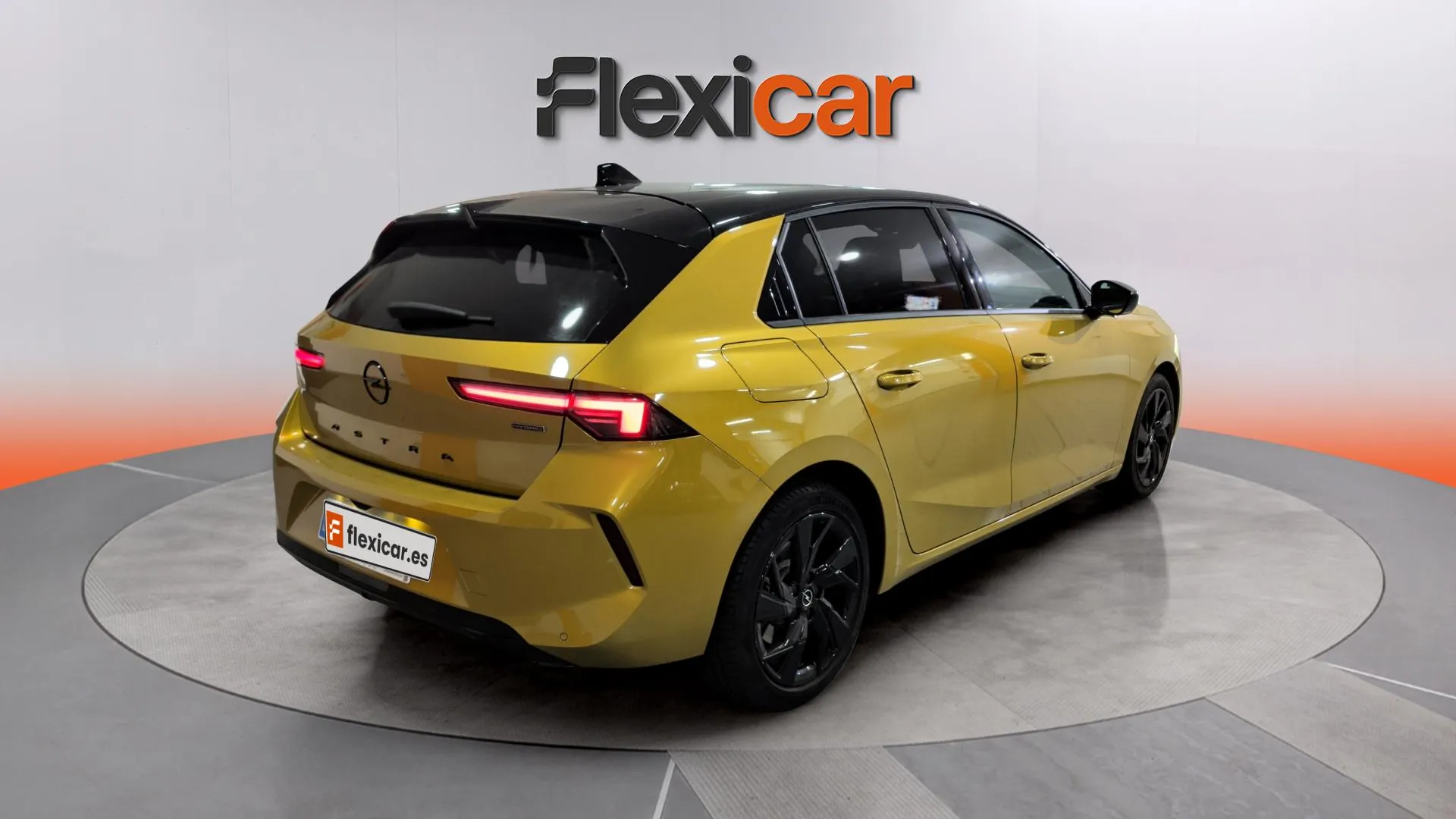Opel Astra 1.6T Hybrid GS - foto 7