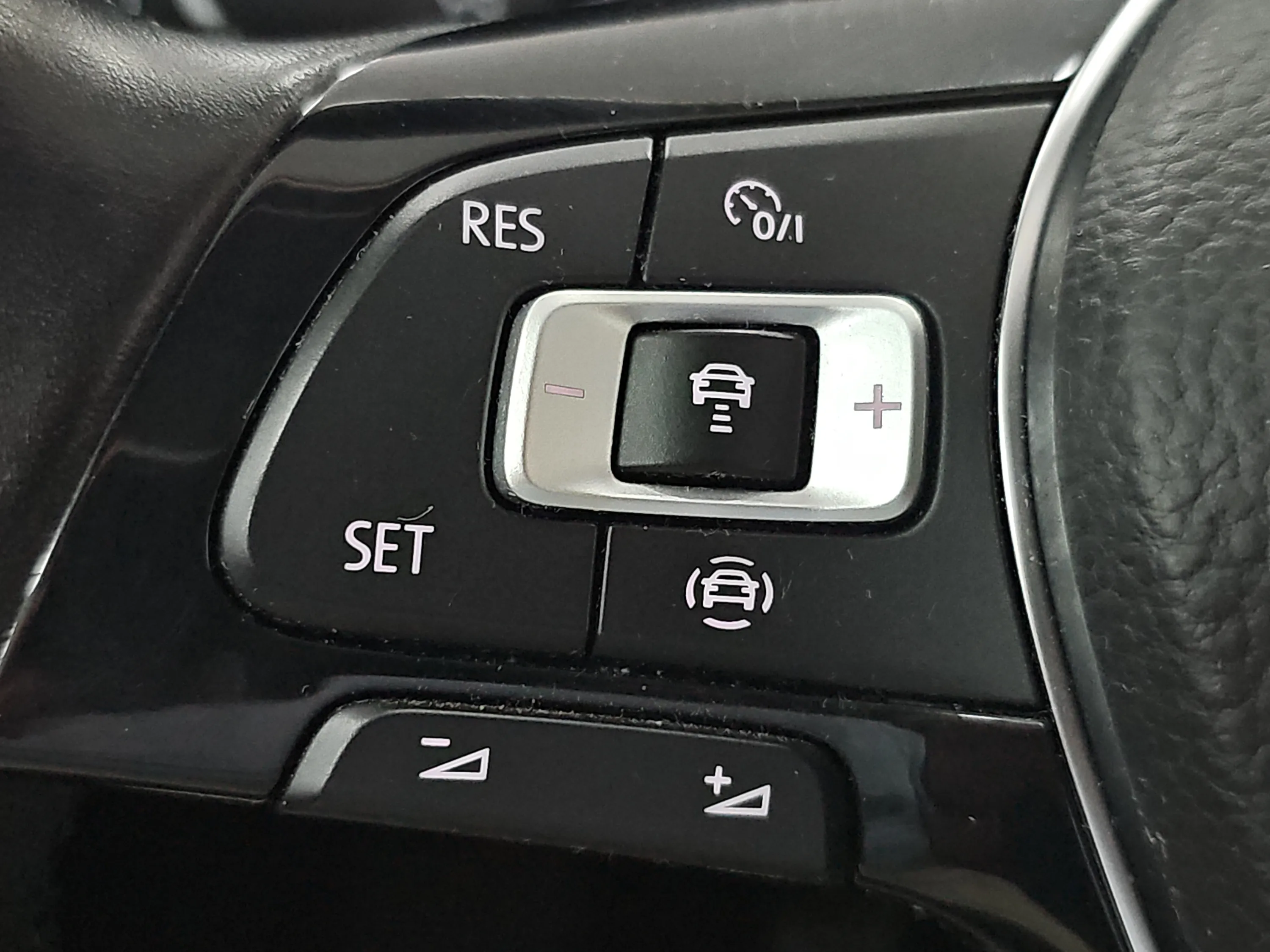 Volkswagen Tiguan Advance 1.5 TSI - foto 24