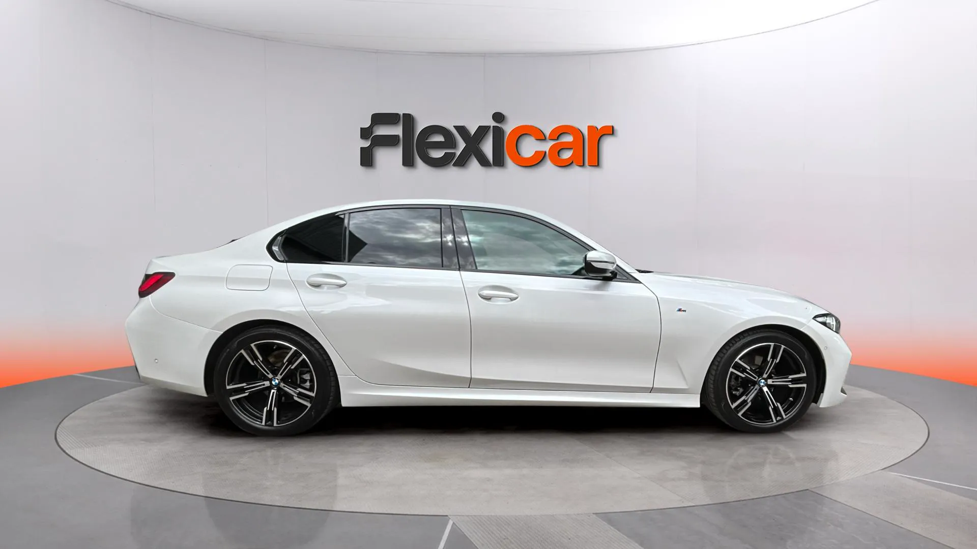 BMW Serie 3 318d - foto 8