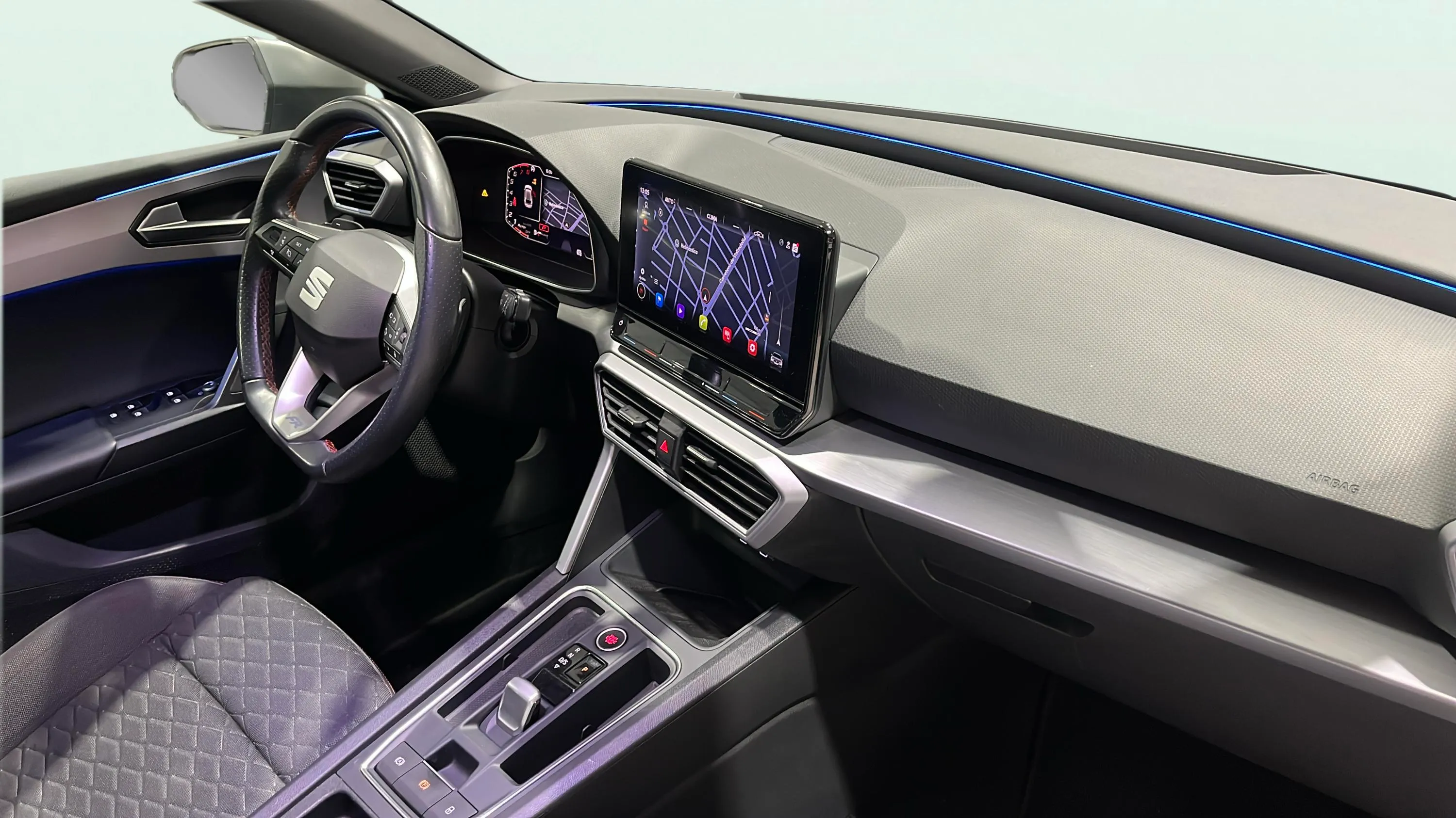 SEAT León 1.5 eTSI DSG-7 FR - foto 12