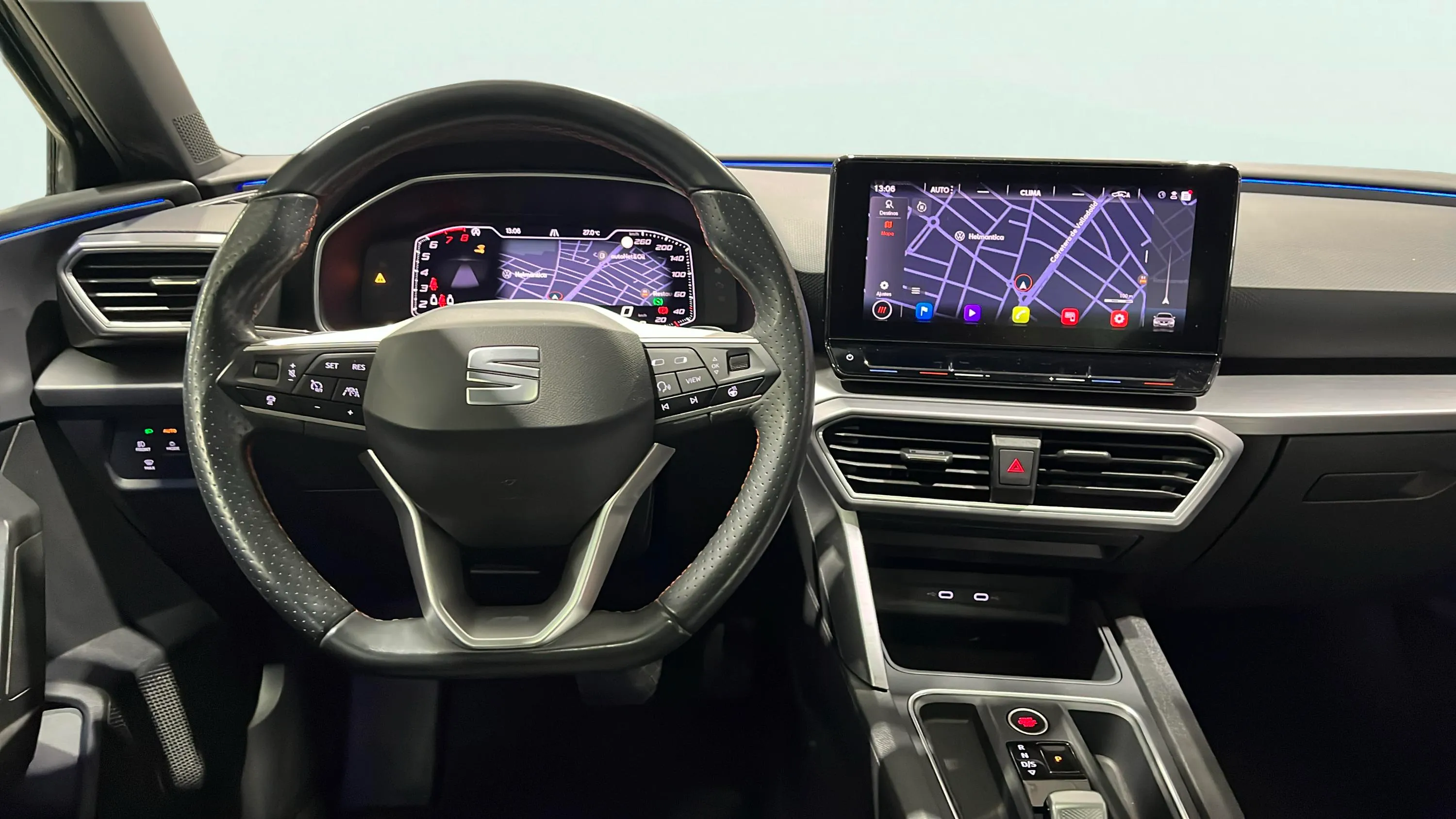 SEAT León 1.5 eTSI DSG-7 FR - foto 26