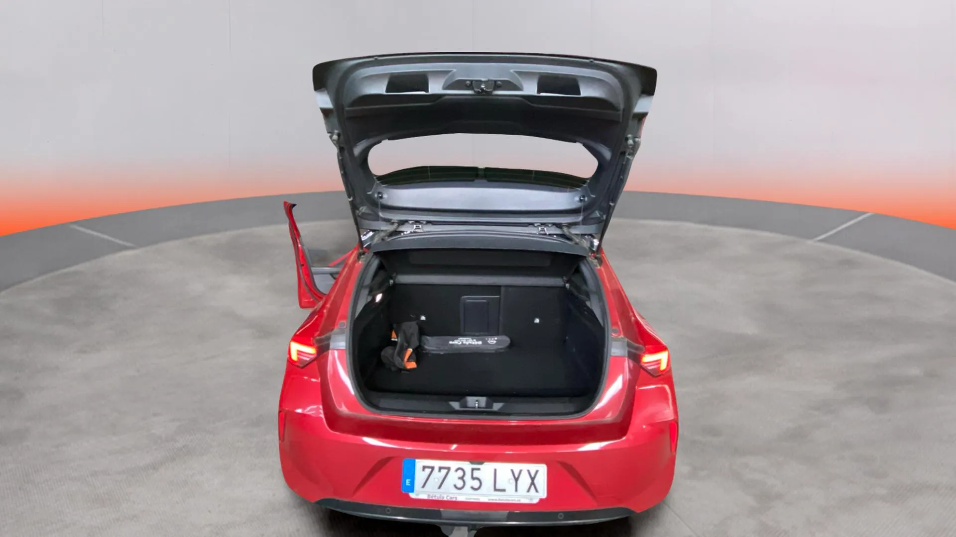 Opel Astra 1.6T Hybrid Elegance - foto 14