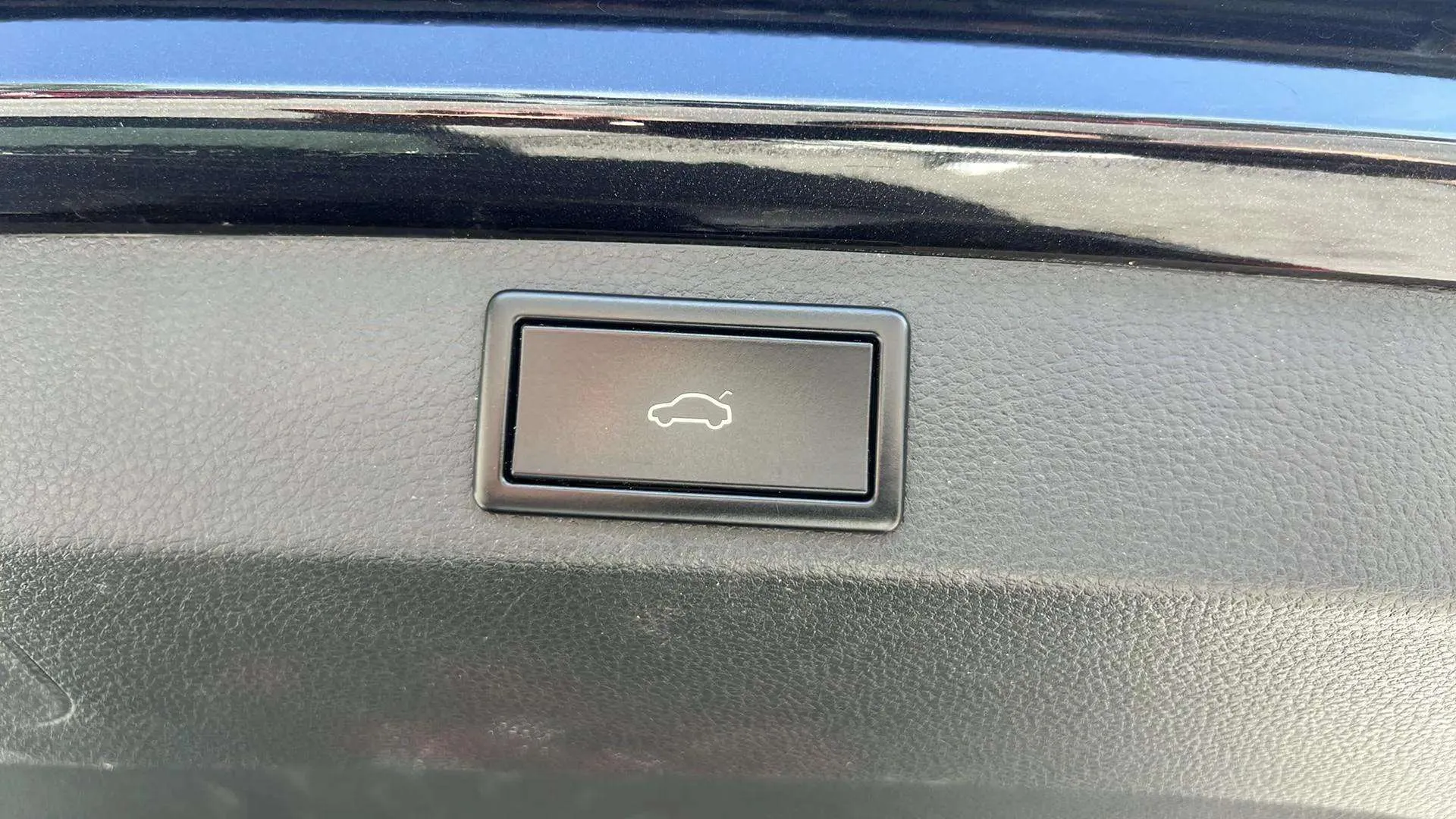 Škoda Karoq 1.5 TSI DSG ACT Ambition - foto 29