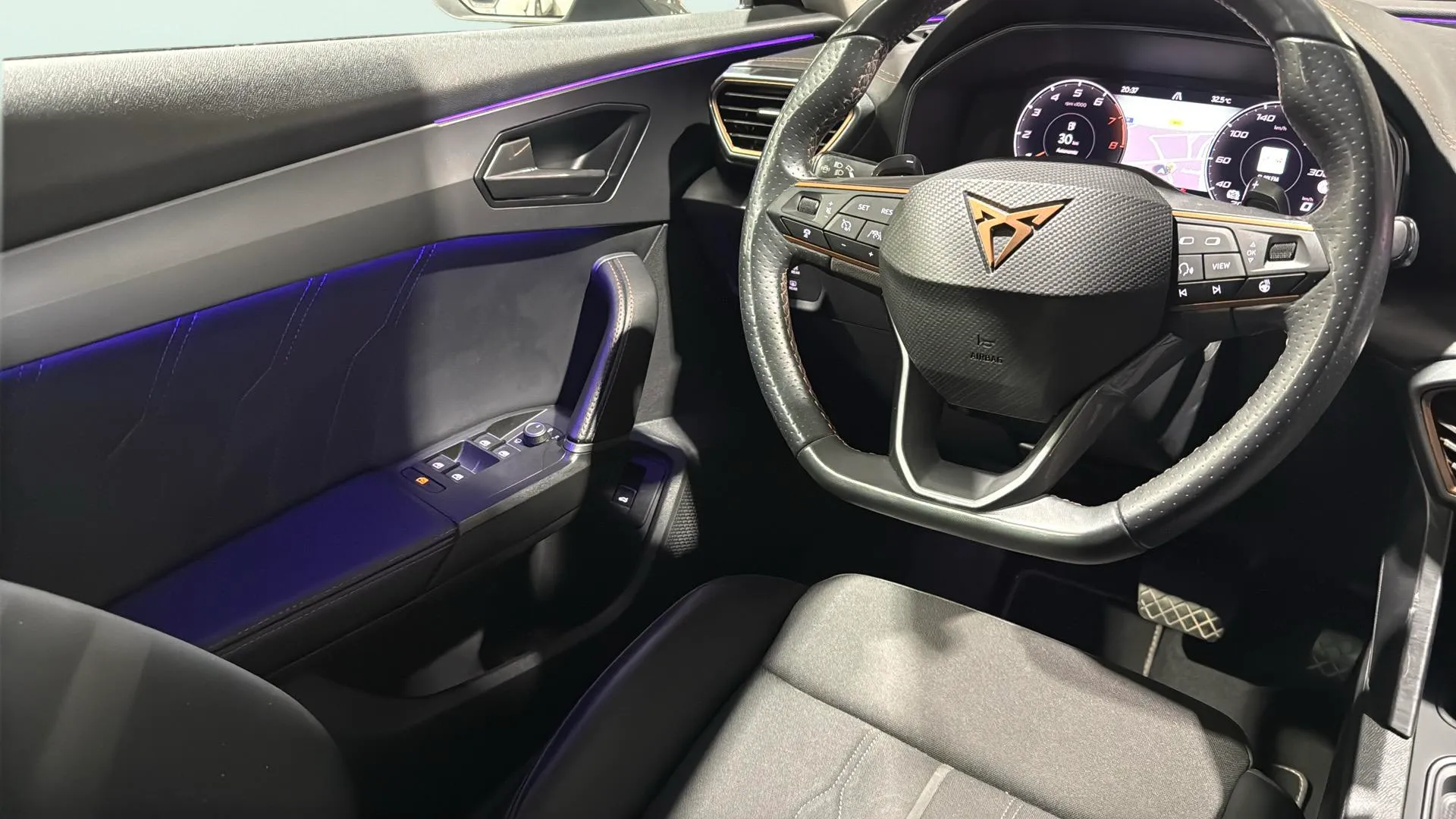 Cupra Formentor 2.0 TSI 4Drive DSG - foto 12