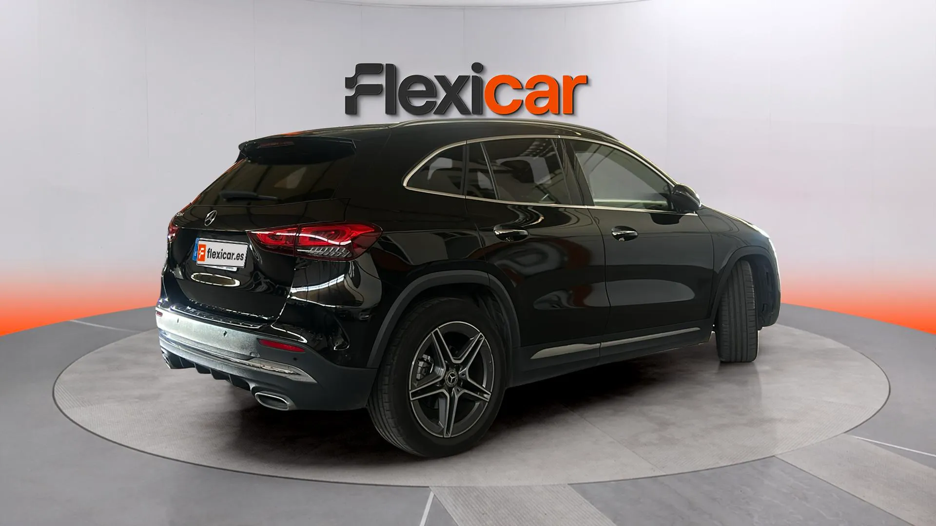 Mercedes-Benz GLA 200 D - foto 7