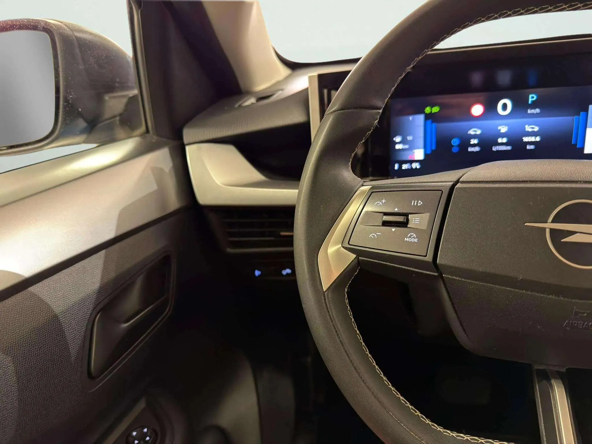 Opel Frontera 1.2T XHT Hybrid eDCT6 Edition - foto 14