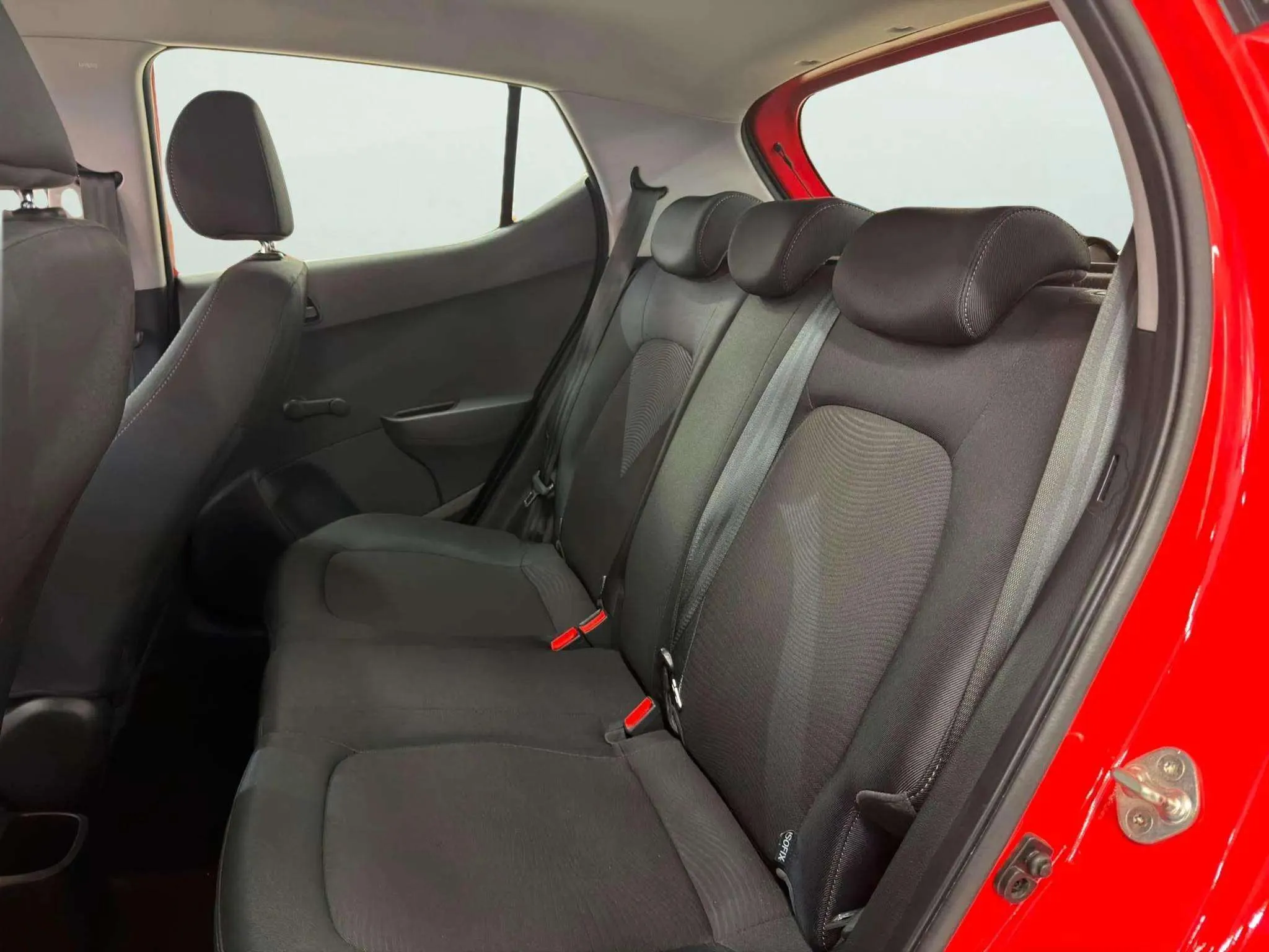 Hyundai i10 1.0 Go! - foto 12