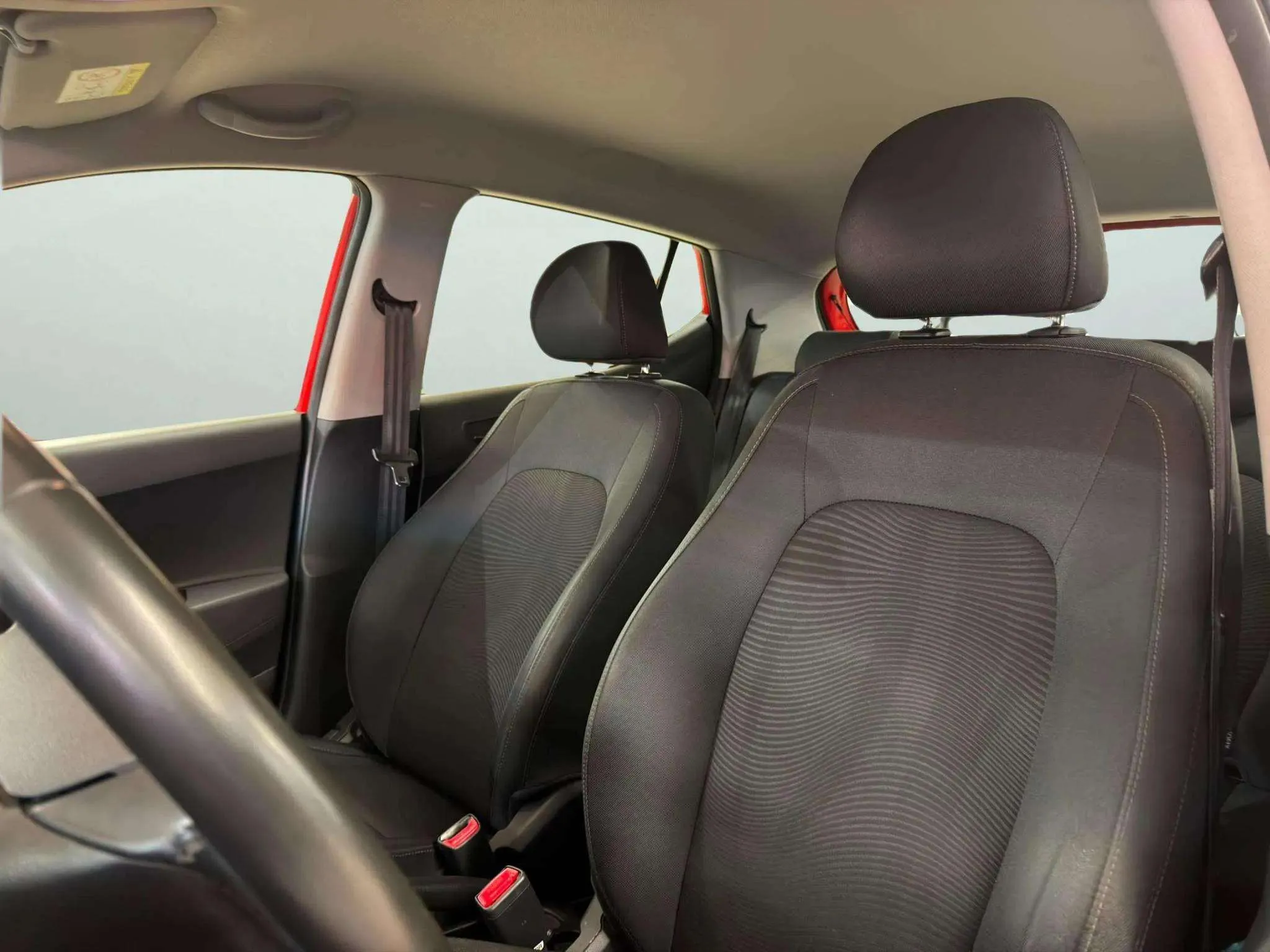 Hyundai i10 1.0 Go! - foto 11