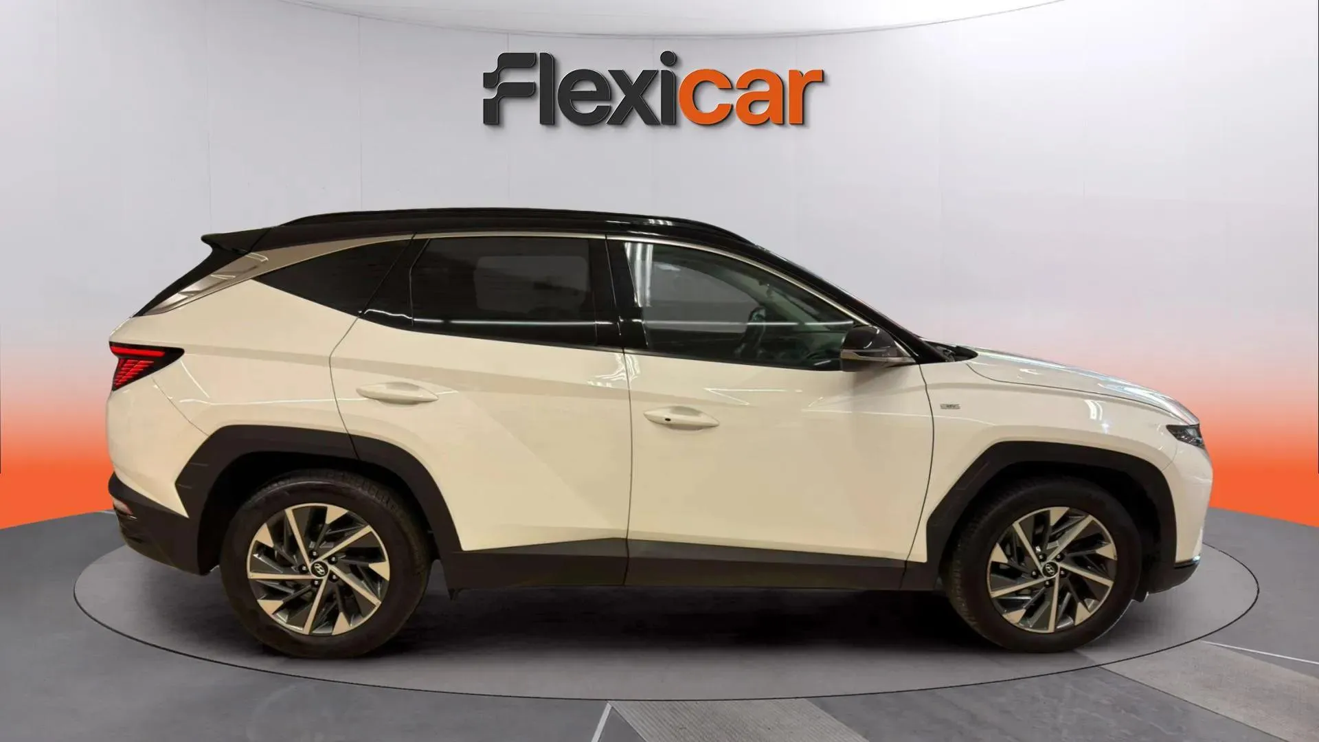 Hyundai Tucson 1.6 CRDi 48V Maxx DCT - foto 8