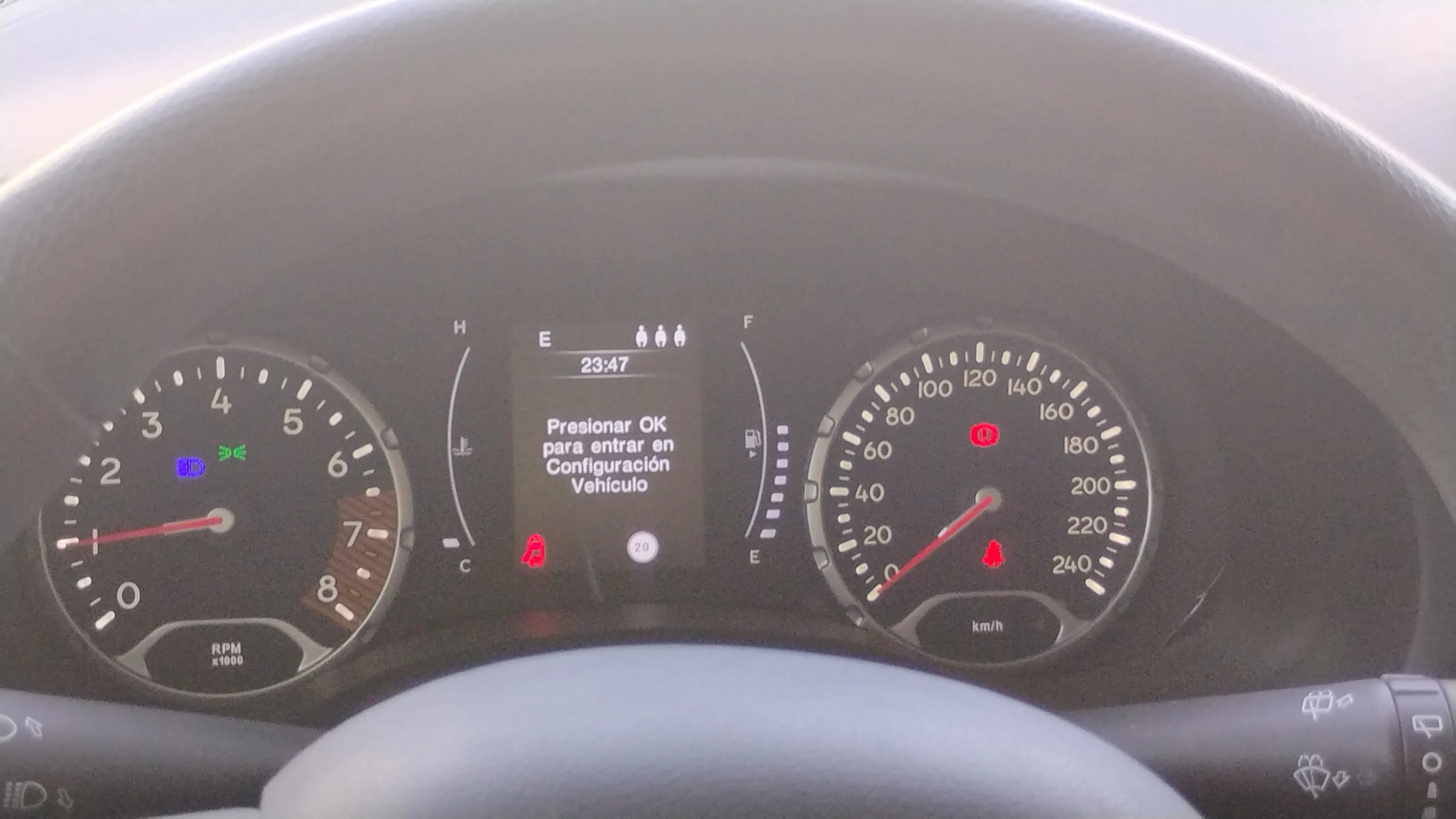Jeep Renegade 80 Aniversario 1.0G 4x2 - foto 9