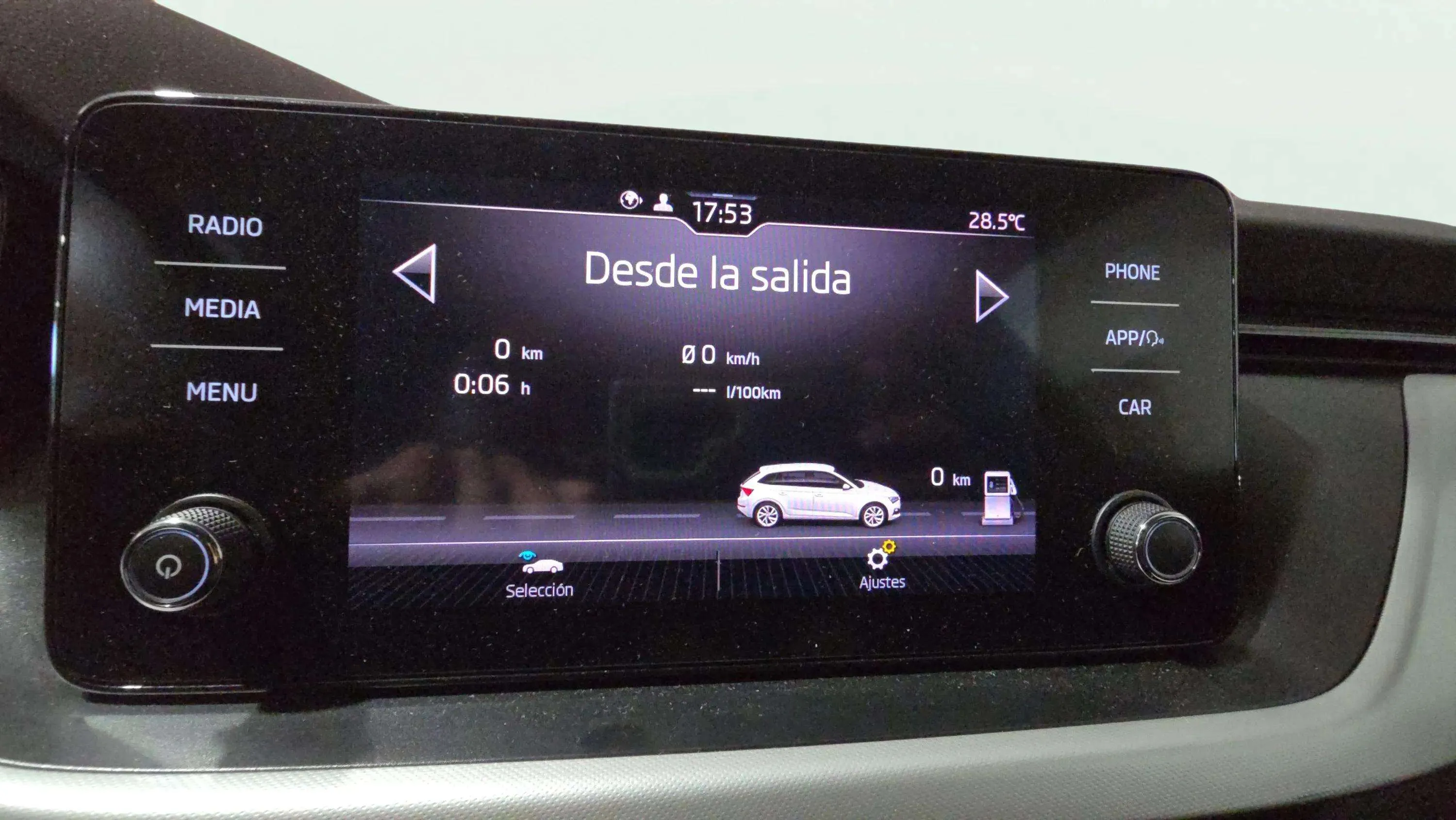 Škoda Scala 1.0 TSI Ambition - foto 20