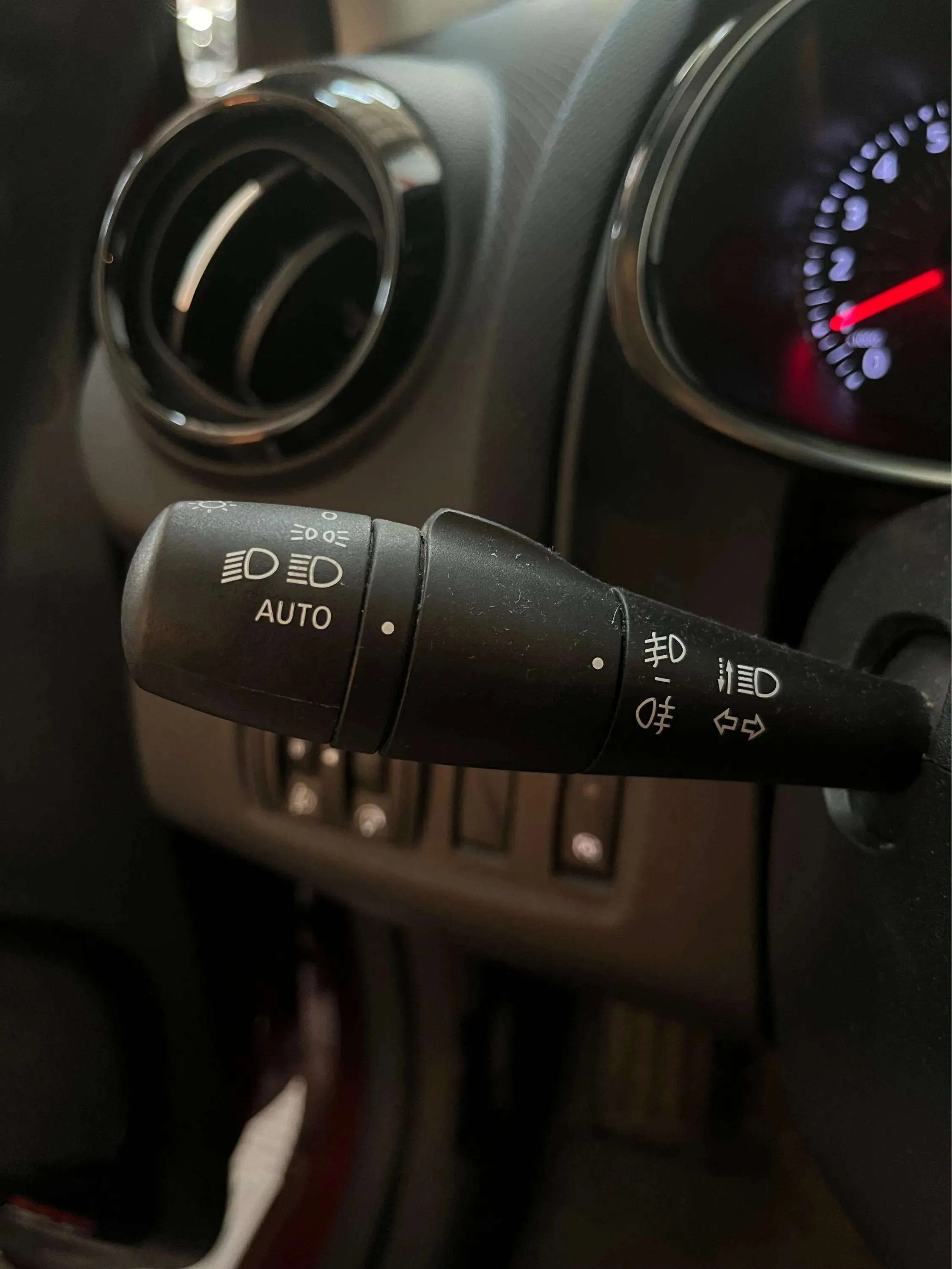 Renault Clio Intens TCe - foto 12