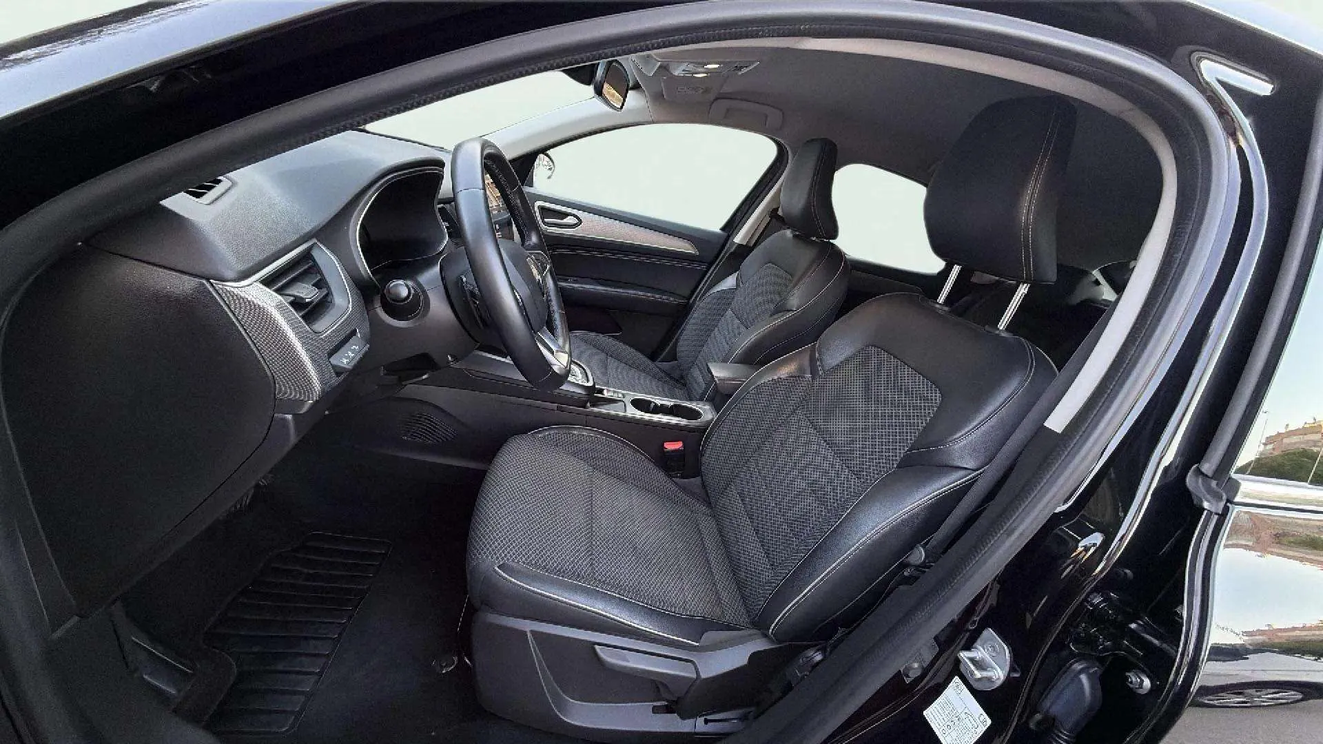 Renault Arkana Techno TCe EDC mild hybrid - foto 8