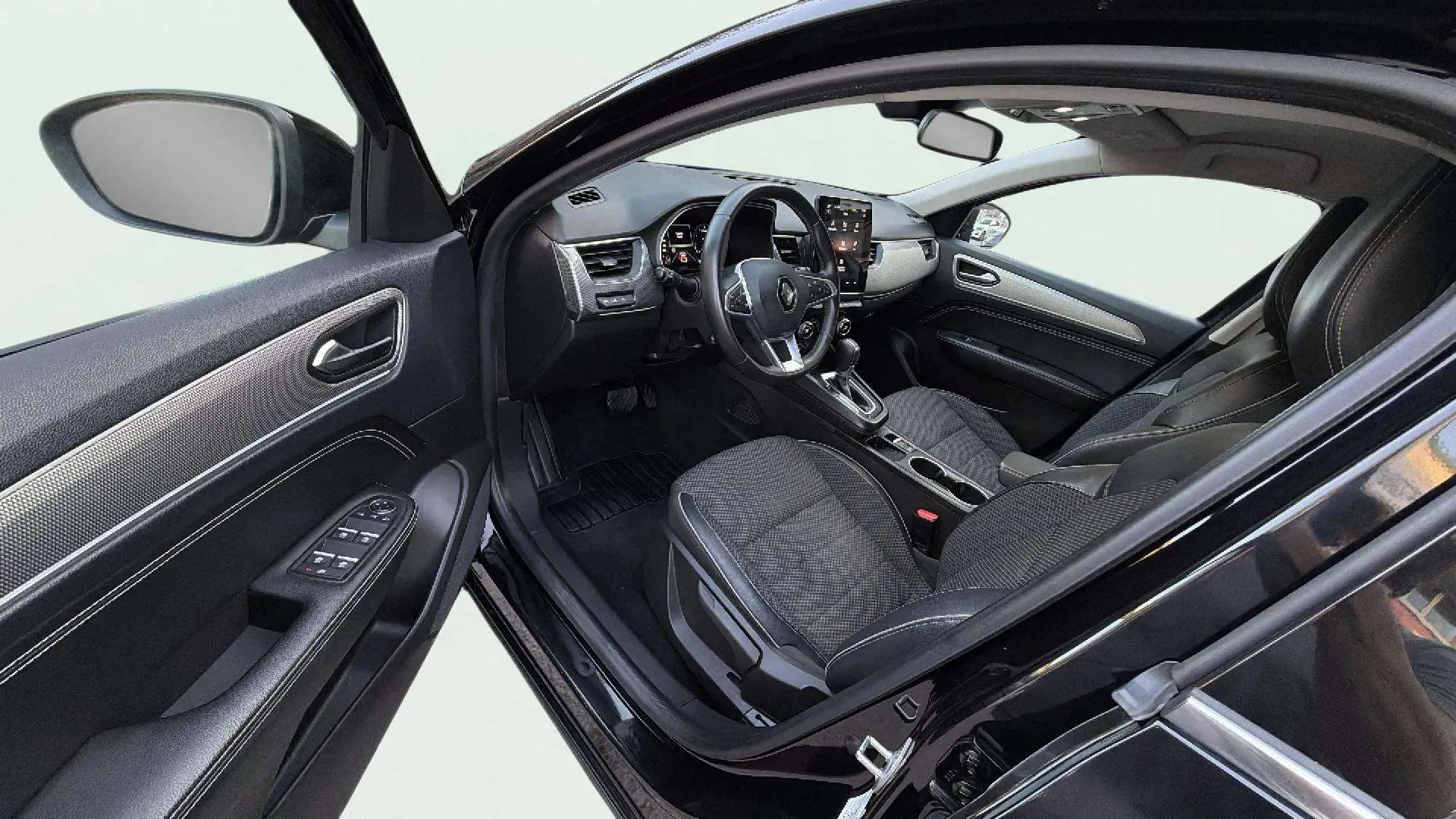 Renault Arkana Techno TCe EDC mild hybrid - foto 9