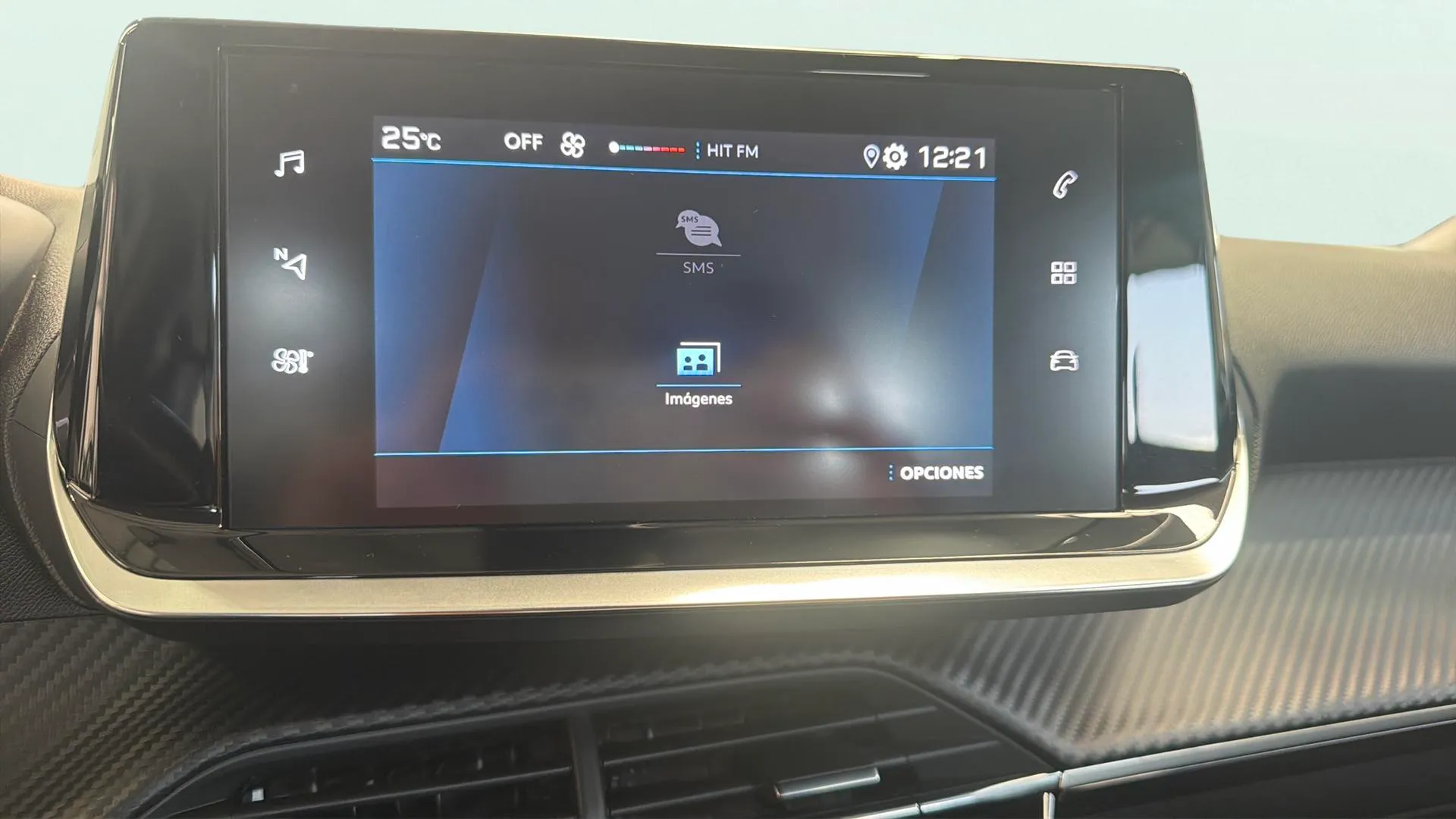 Peugeot 2008 Active Pack PureTech 100 BVM6 - foto 12