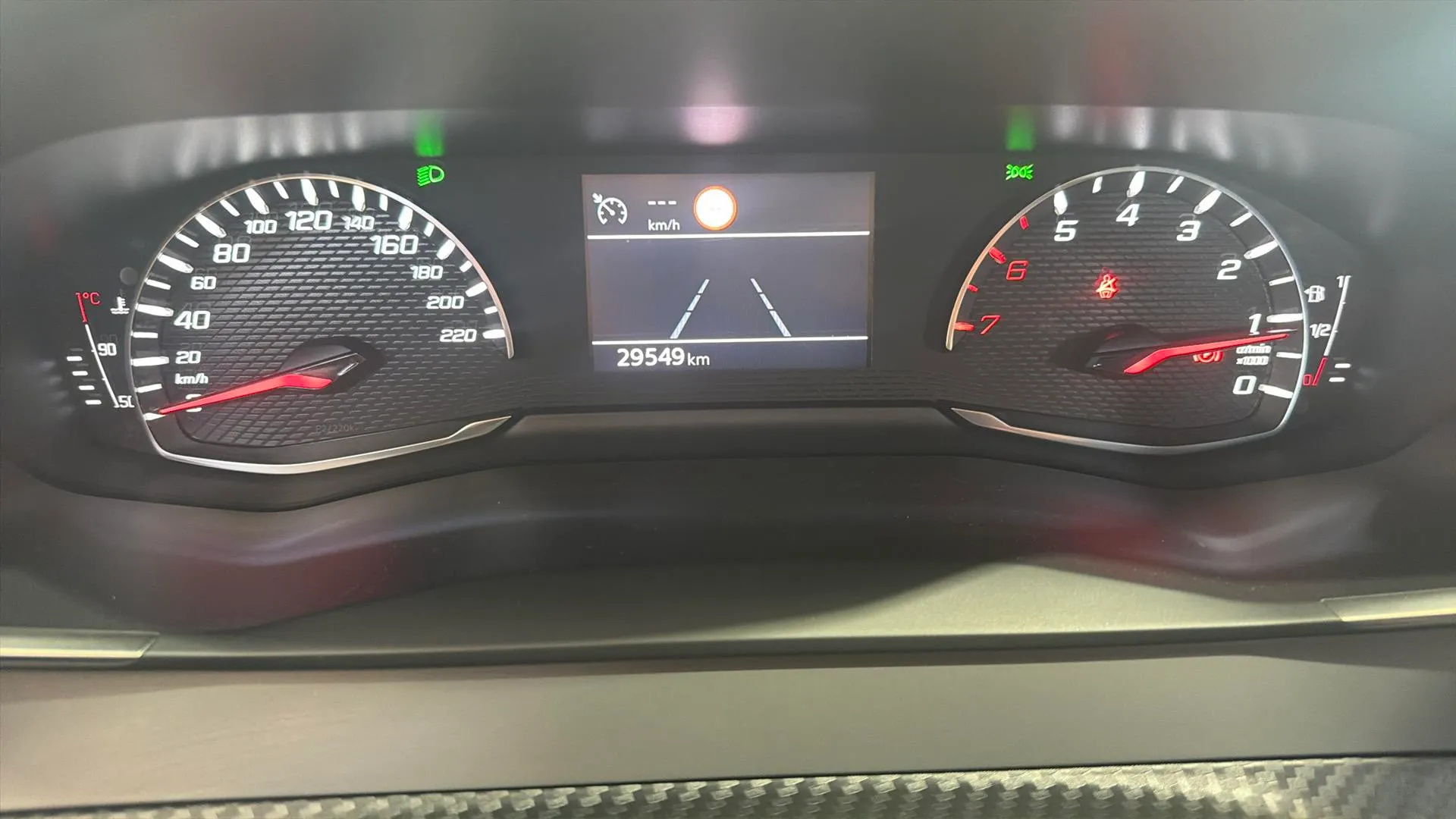 Peugeot 2008 Active Pack PureTech 100 BVM6 - foto 11