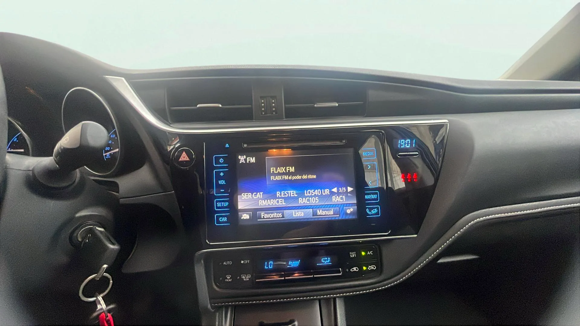 Toyota Auris 1.2 120T Active - foto 14