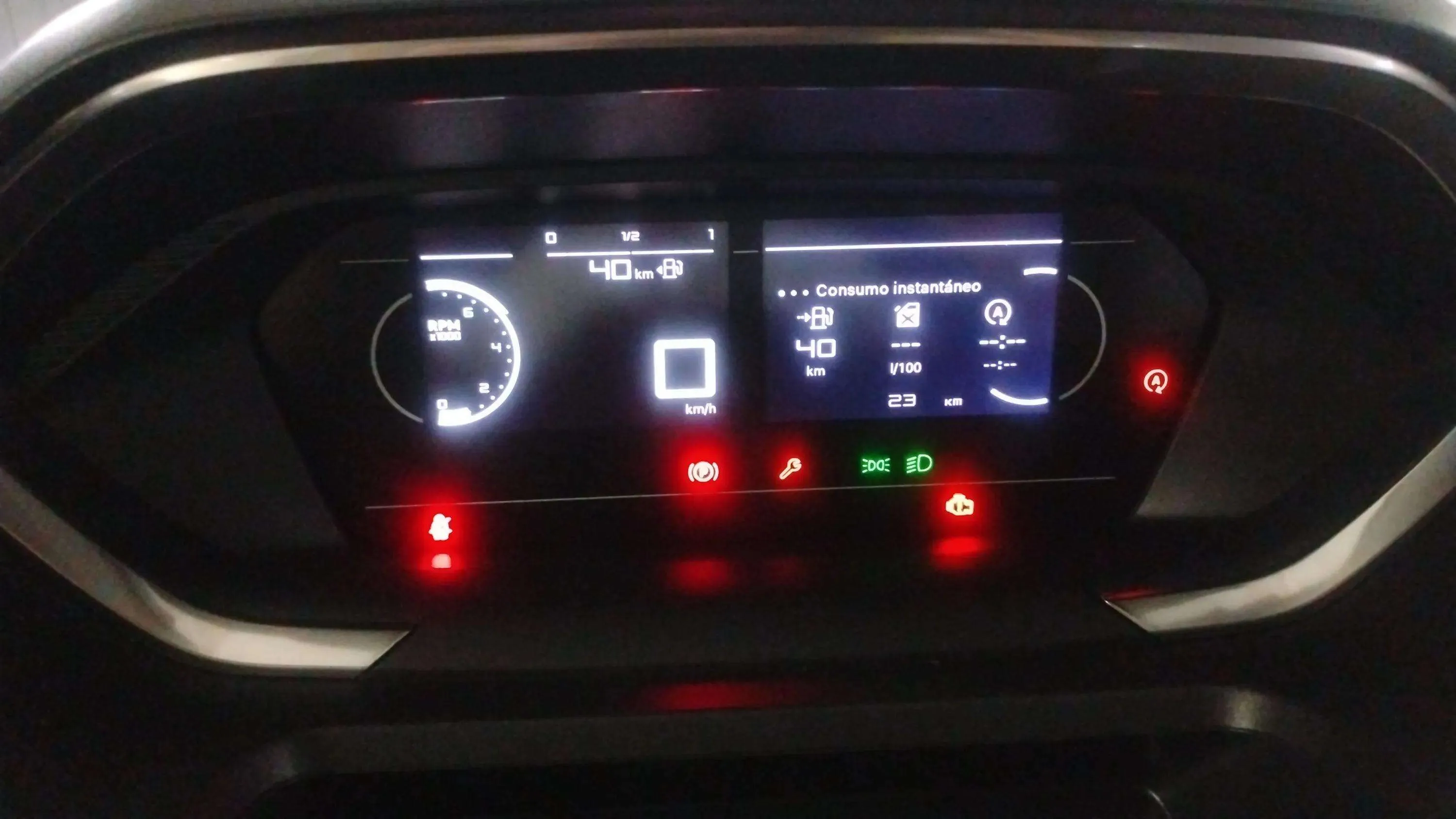 Peugeot Rifter Allure BlueHDi 100 - foto 9