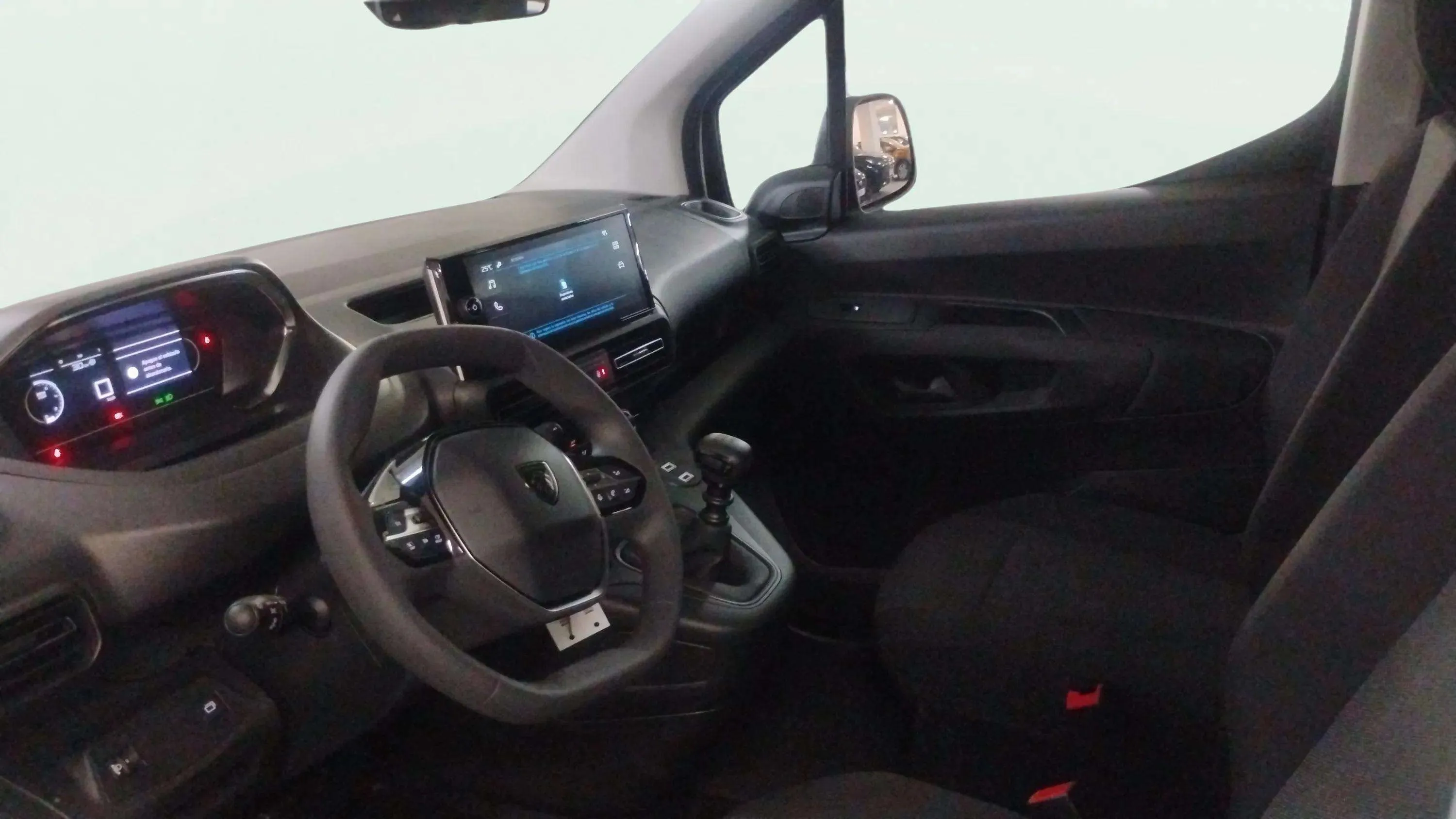 Peugeot Rifter Allure BlueHDi 100 - foto 13