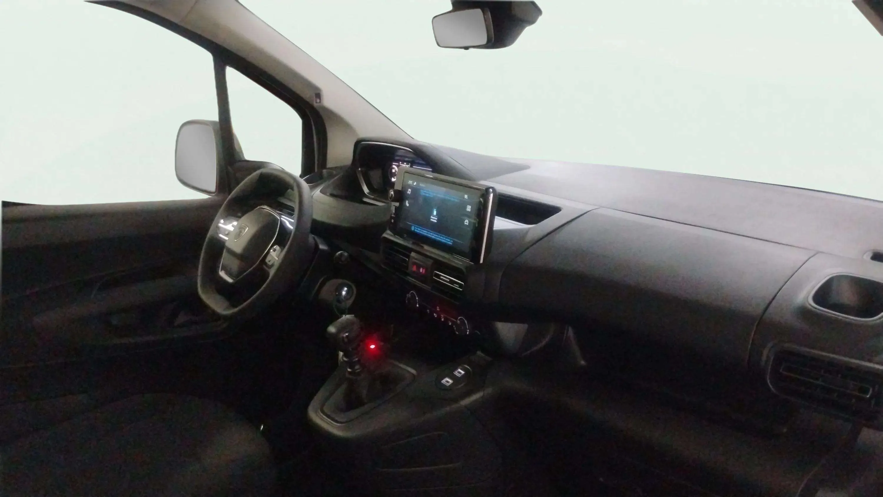 Peugeot Rifter Allure BlueHDi 100 - foto 23