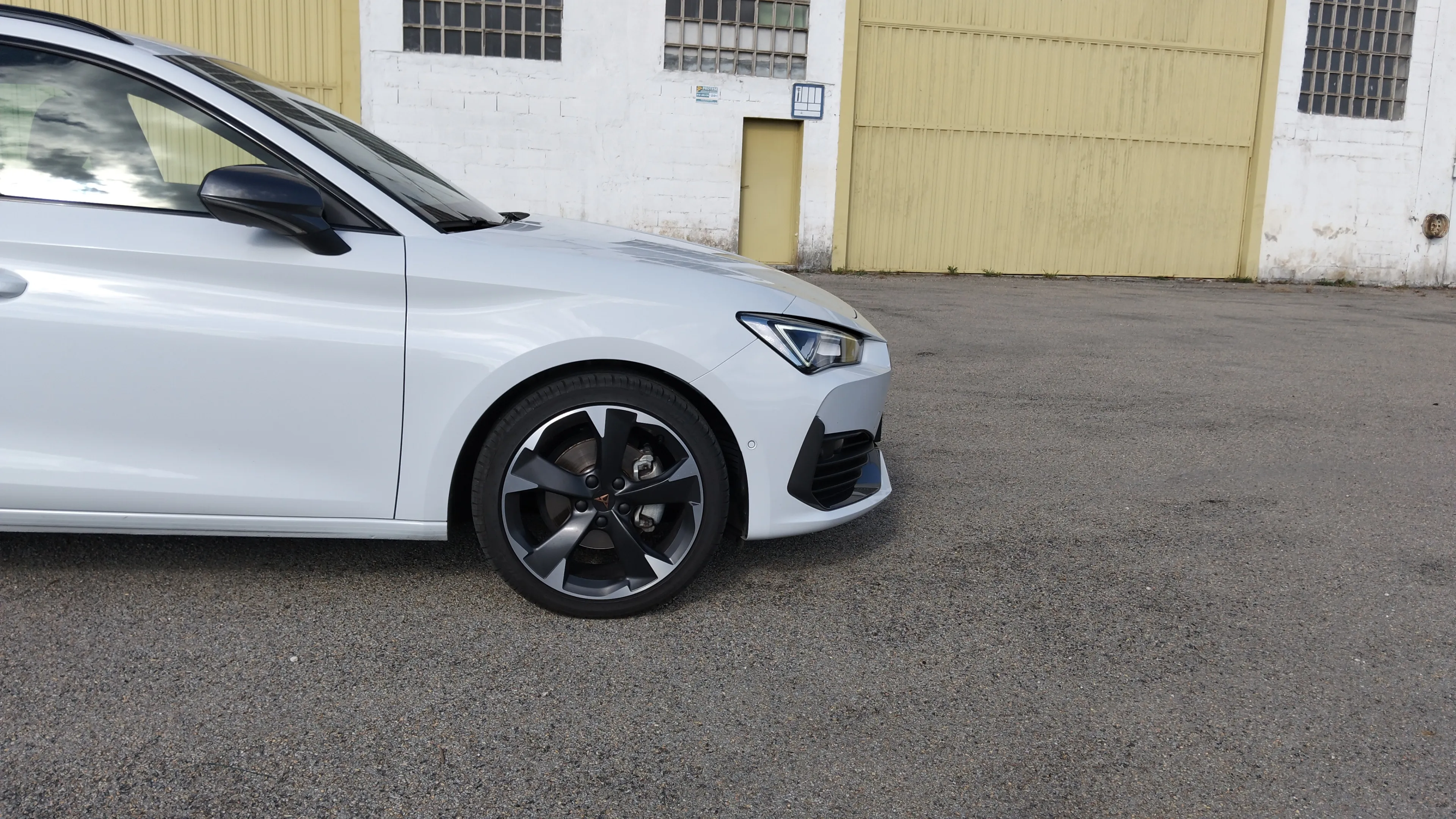 Cupra León SP 1.5 eTSI DSG - foto 31