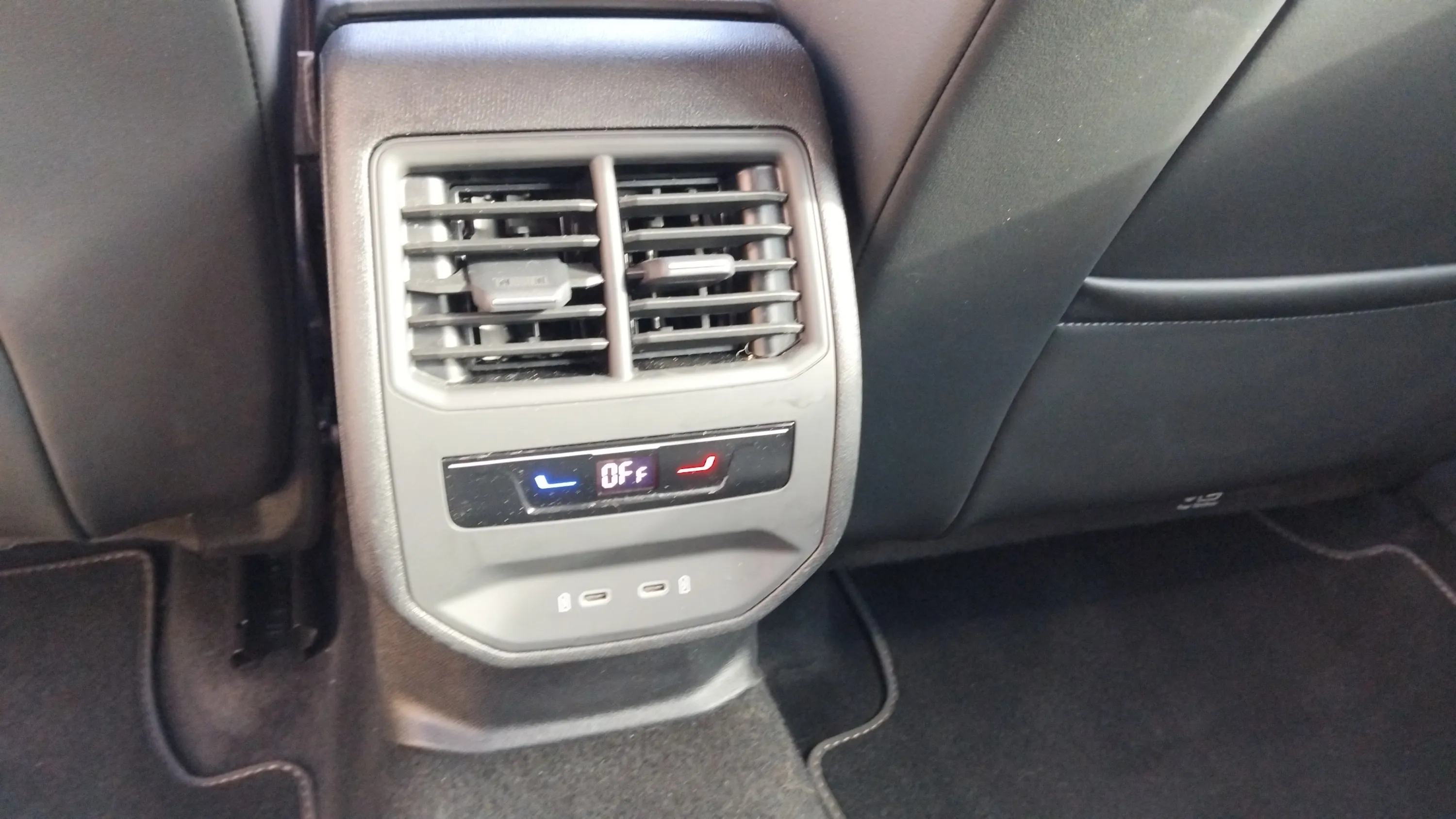 Cupra León SP 1.5 eTSI DSG - foto 26