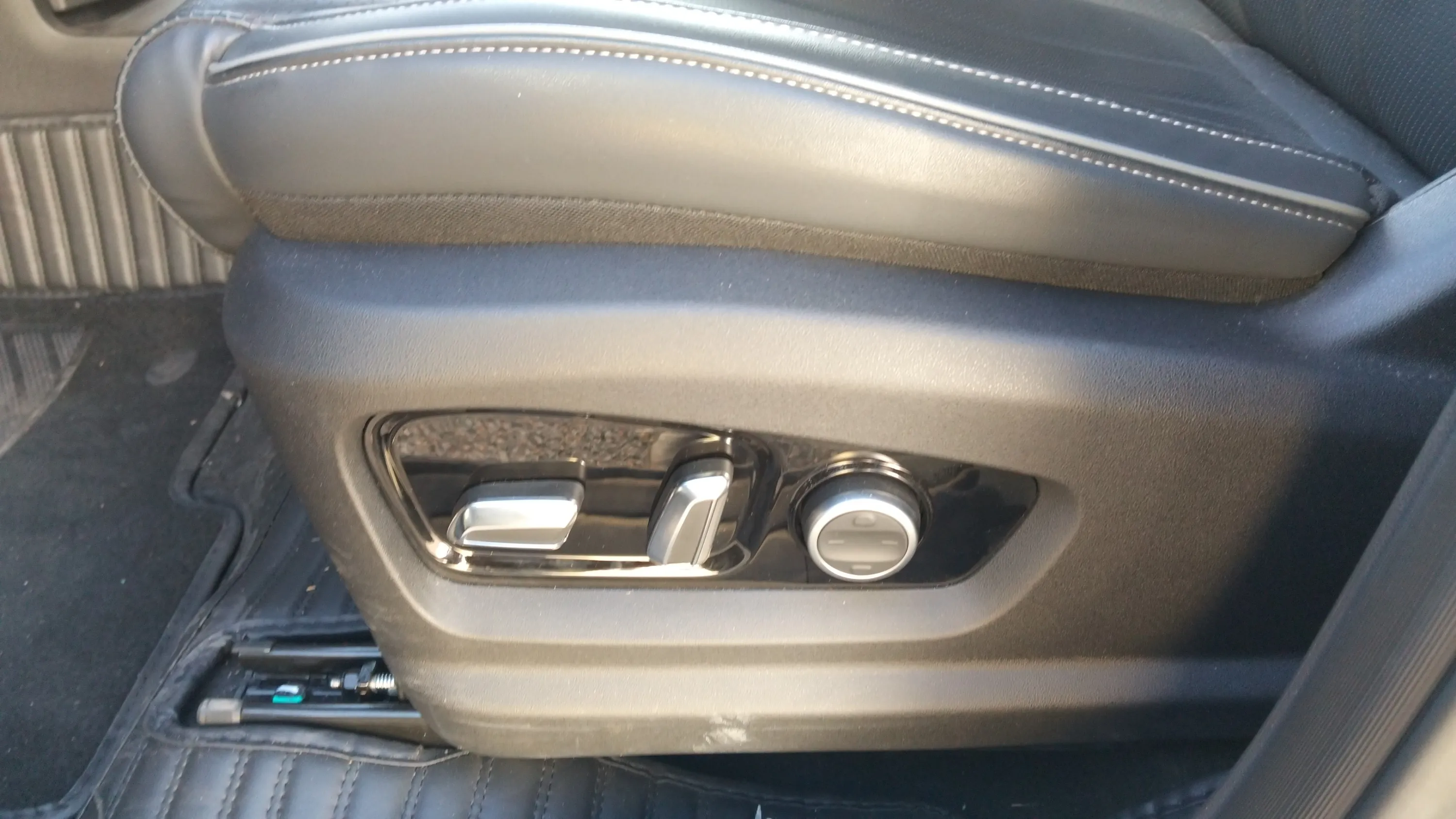 Jaecoo 7 Exclusive 1.6 T-GDi AWD - foto 18