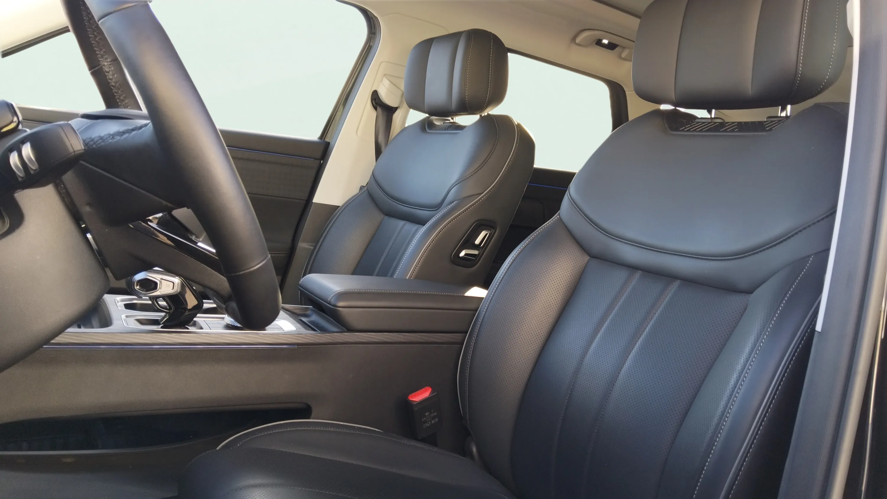 Jaecoo 7 Exclusive 1.6 T-GDi AWD - foto 16